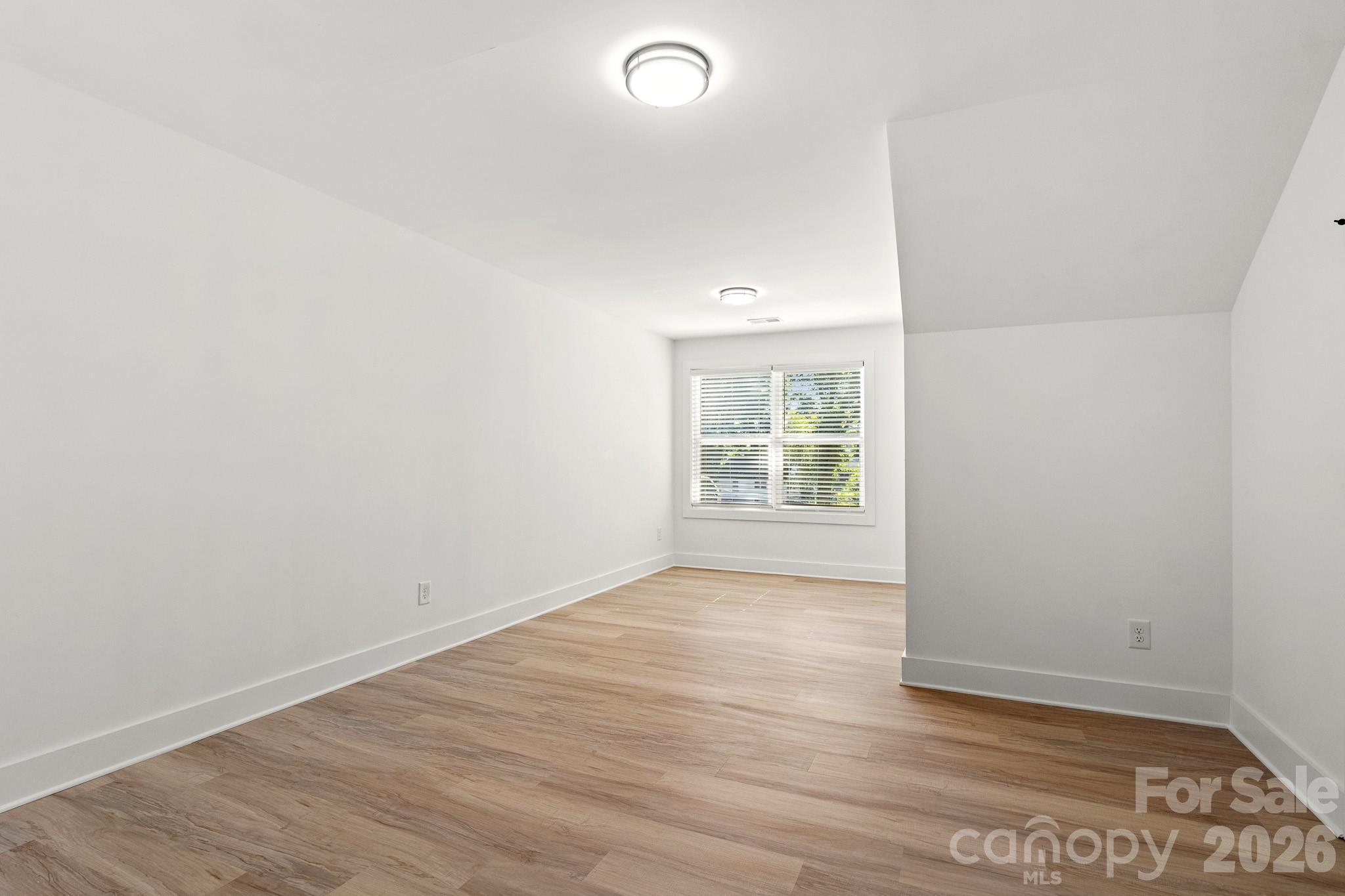 2526 Deherradora Avenue — Charlotte
