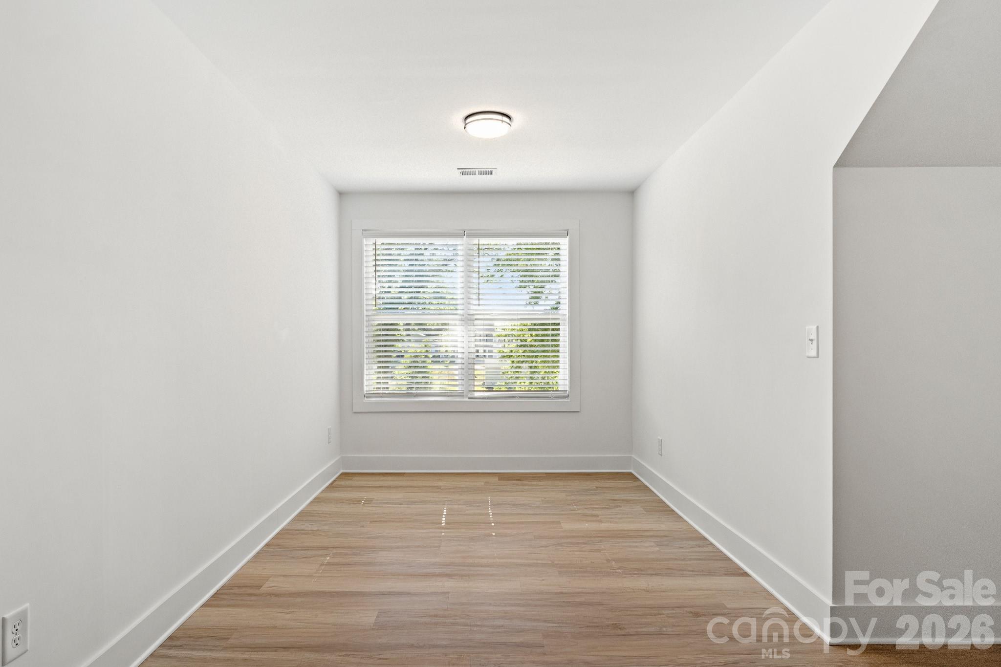 2526 Deherradora Avenue — Charlotte
