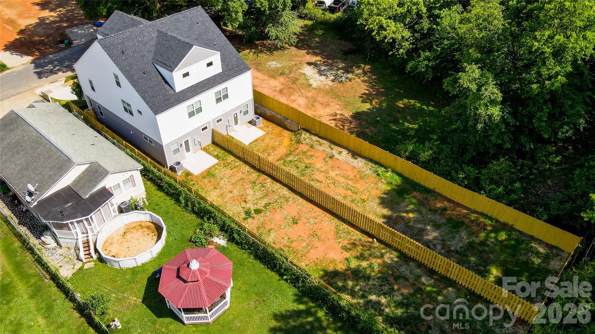 2526 Deherradora Avenue — Charlotte