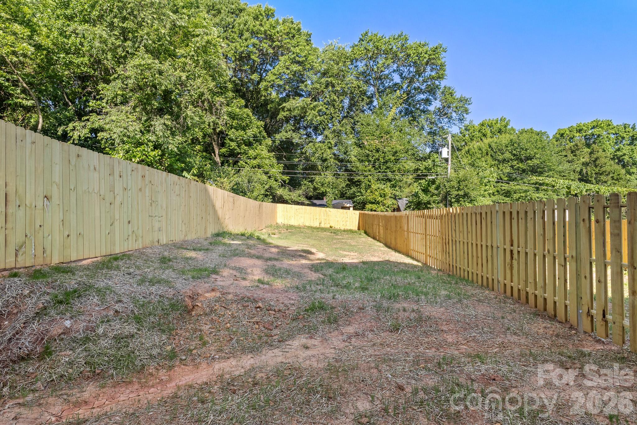 2526 Deherradora Avenue — Charlotte