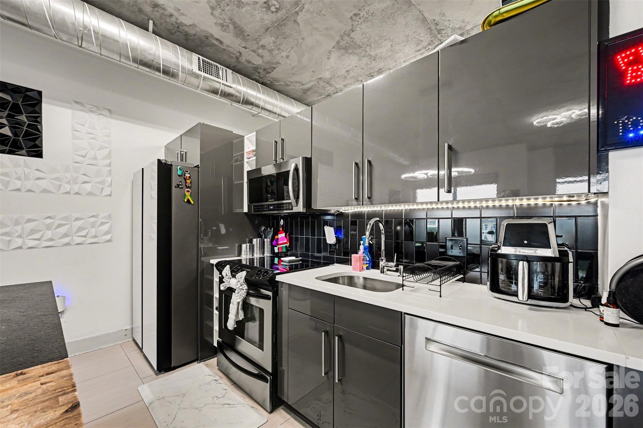 505 E 6th Street #803 — Charlotte