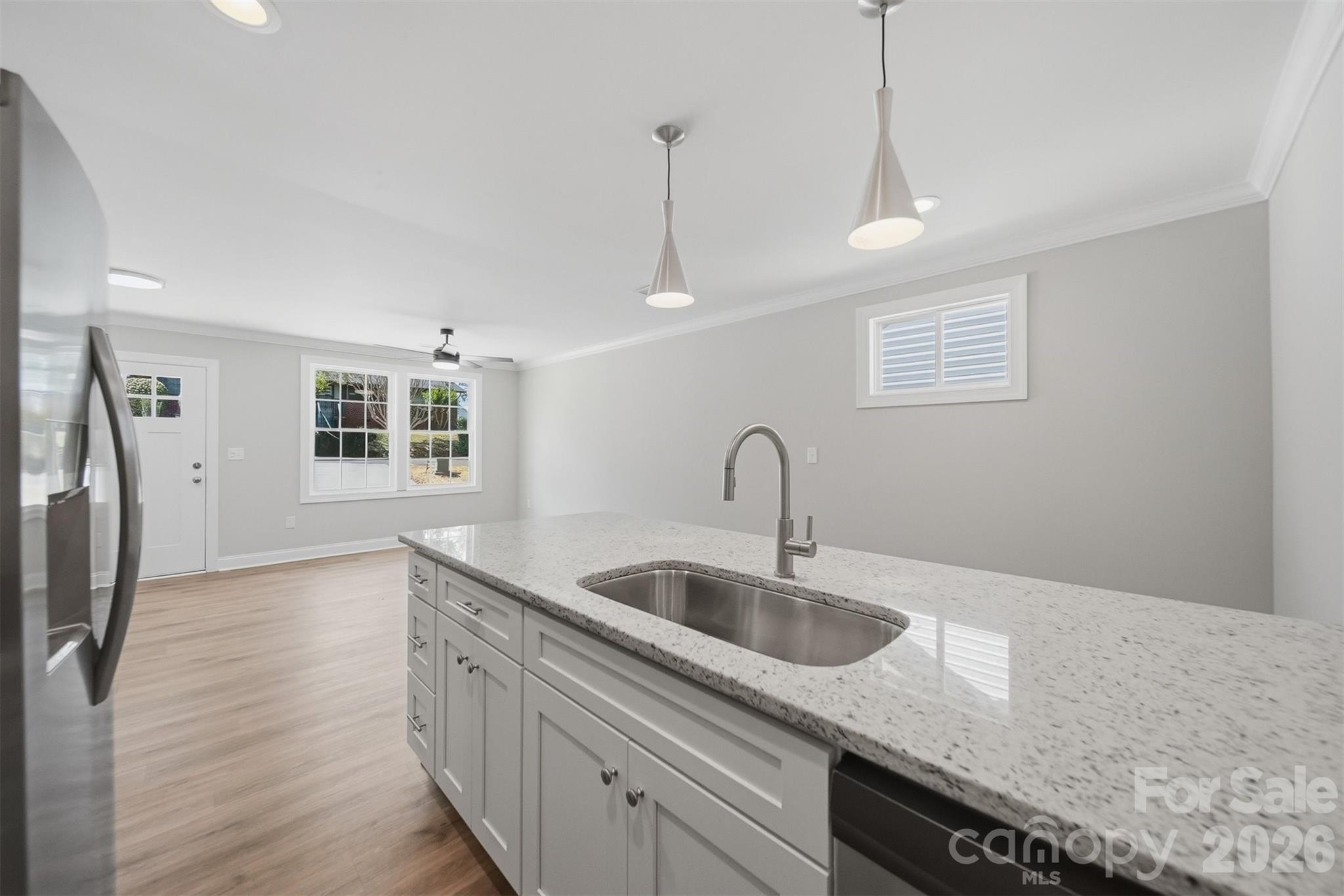 1294 18th Street NE — Hickory