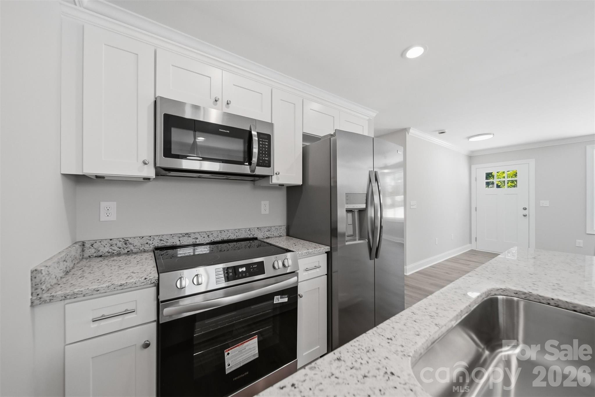 1294 18th Street NE — Hickory