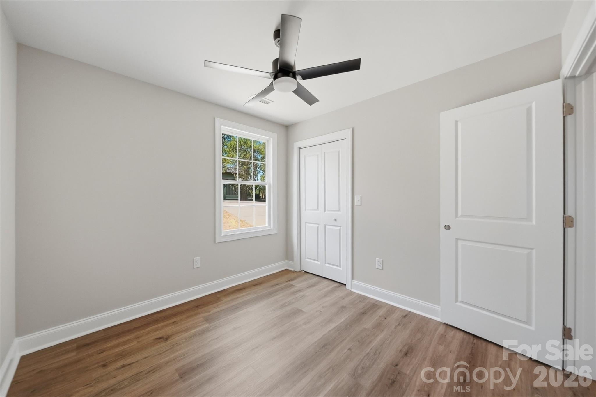 1294 18th Street NE — Hickory