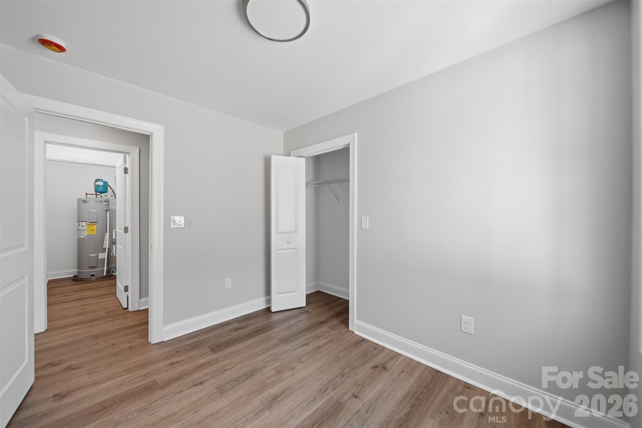 1294 18th Street NE — Hickory