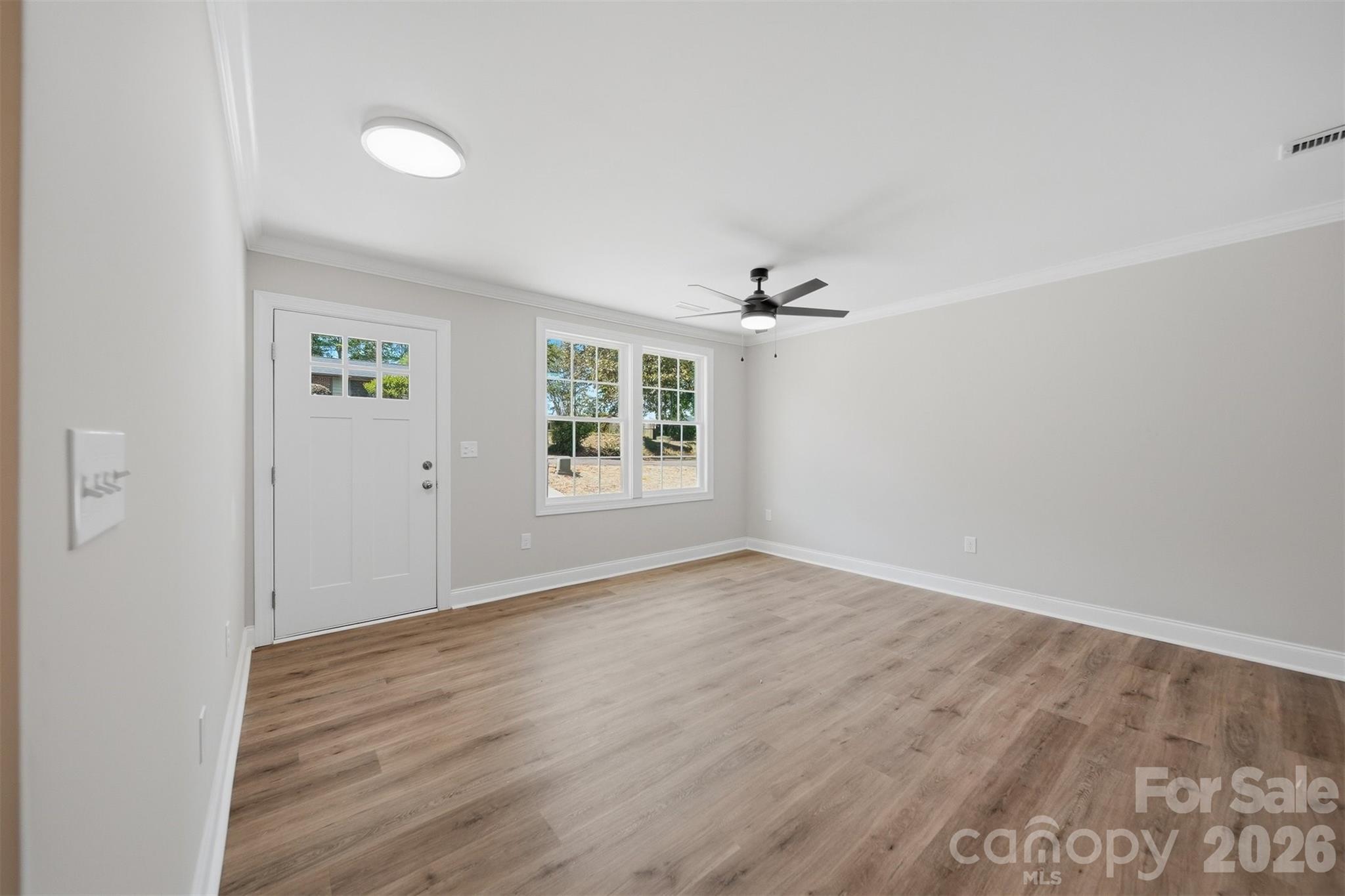 1294 18th Street NE — Hickory