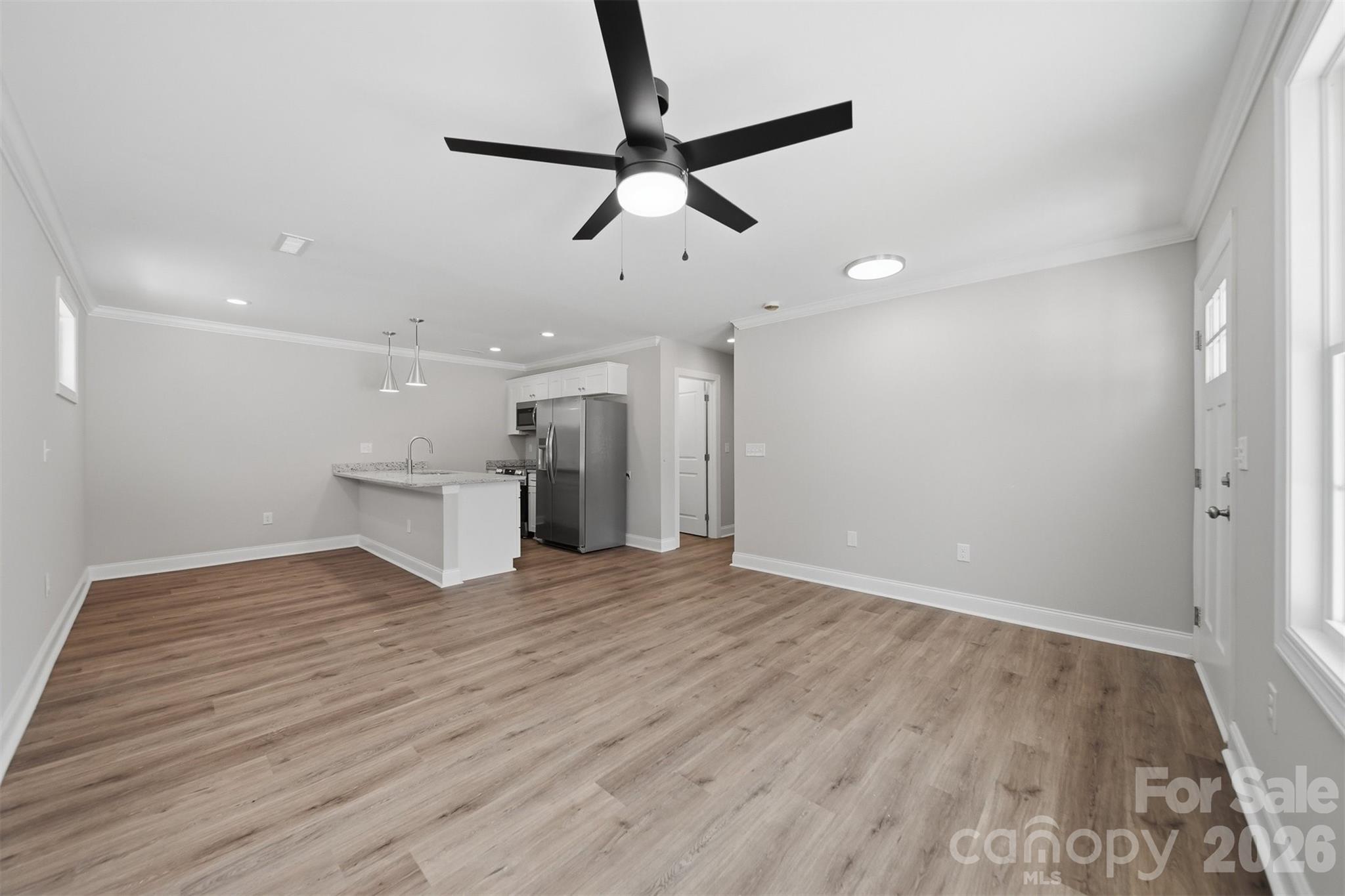 1294 18th Street NE — Hickory