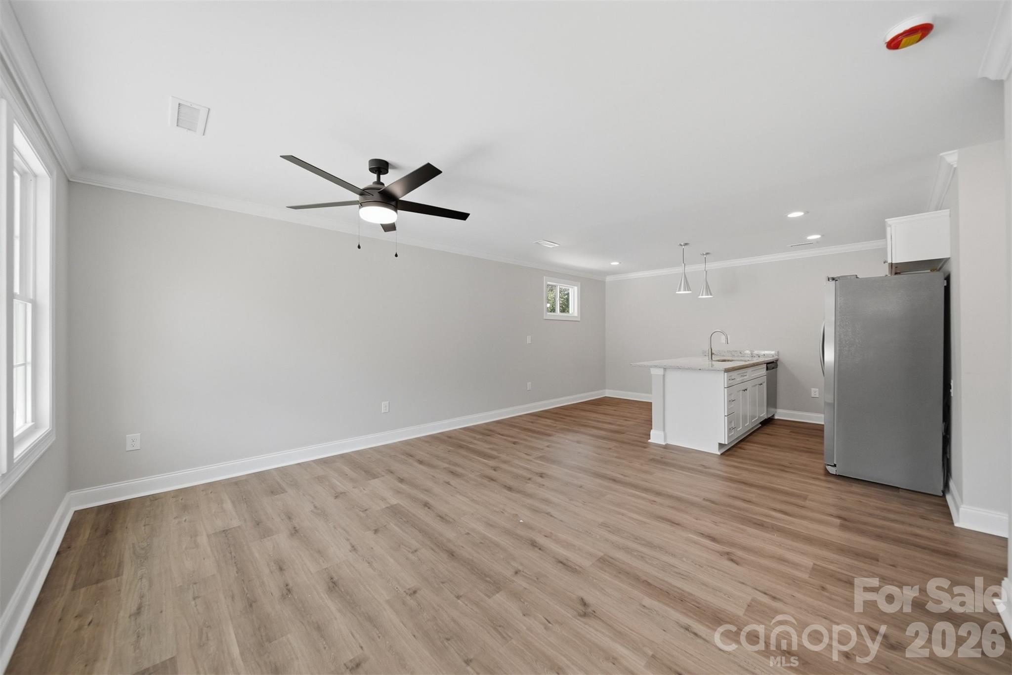 1294 18th Street NE — Hickory