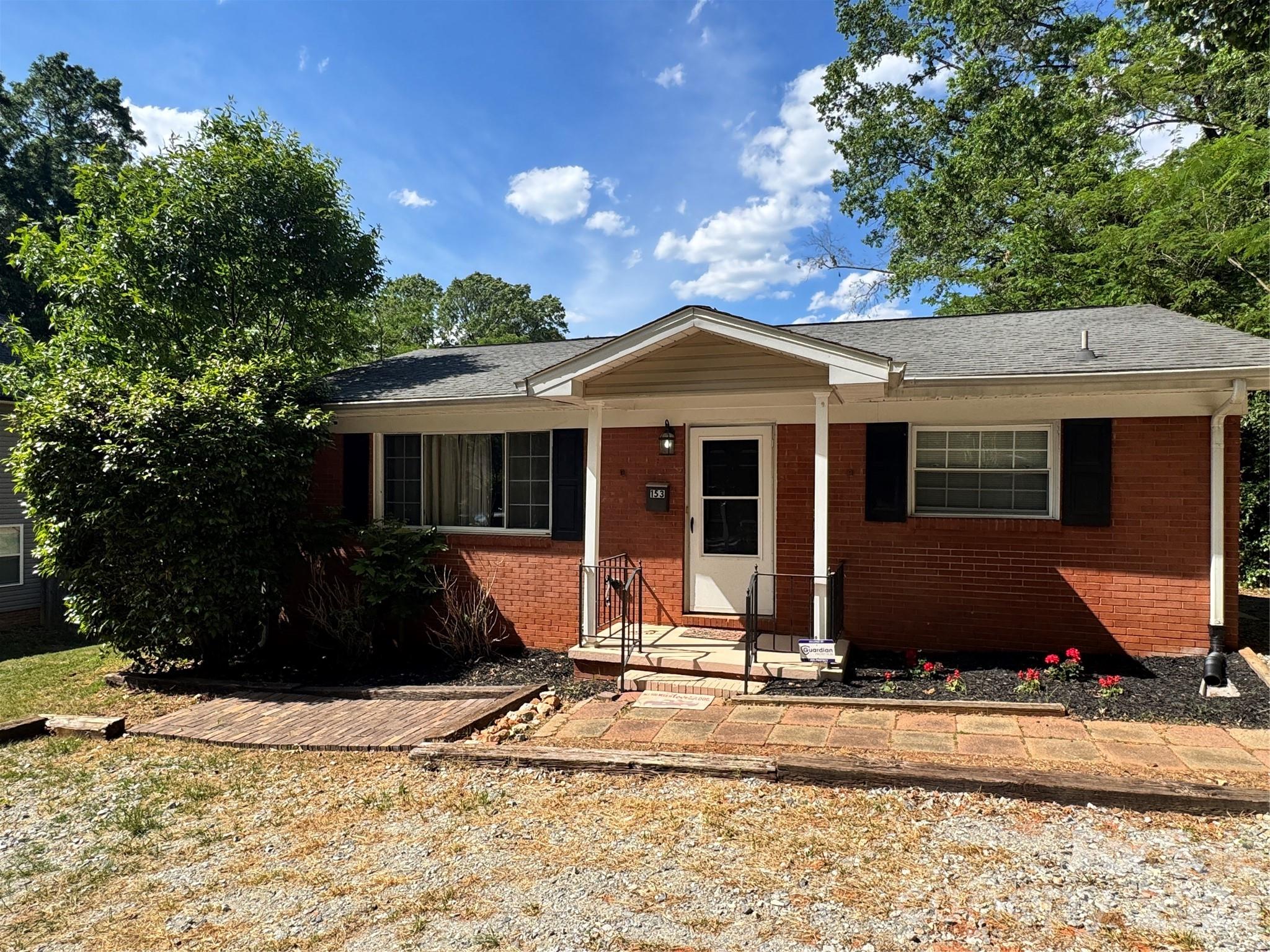 153 American Avenue NE — Concord