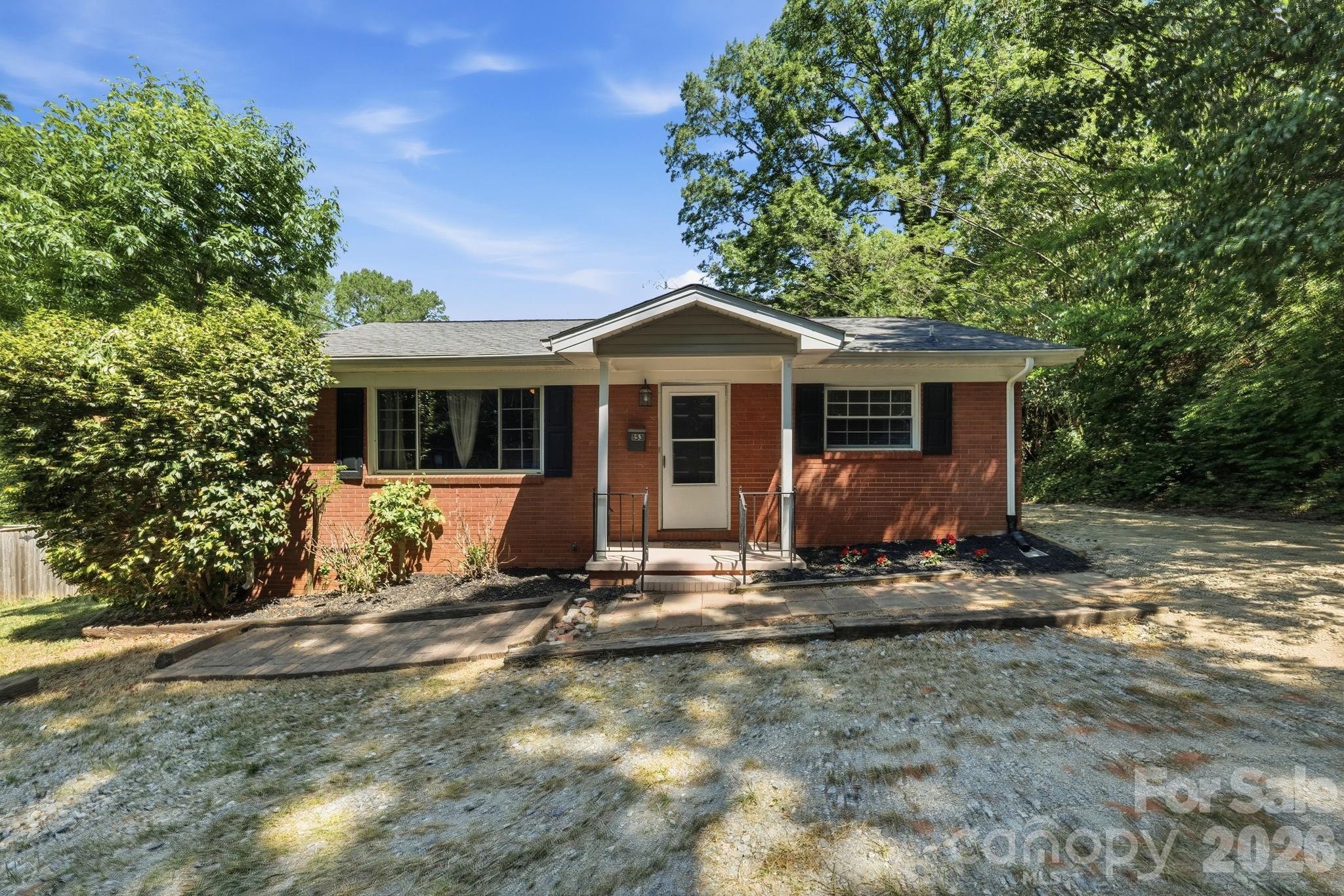153 American Avenue NE — Concord