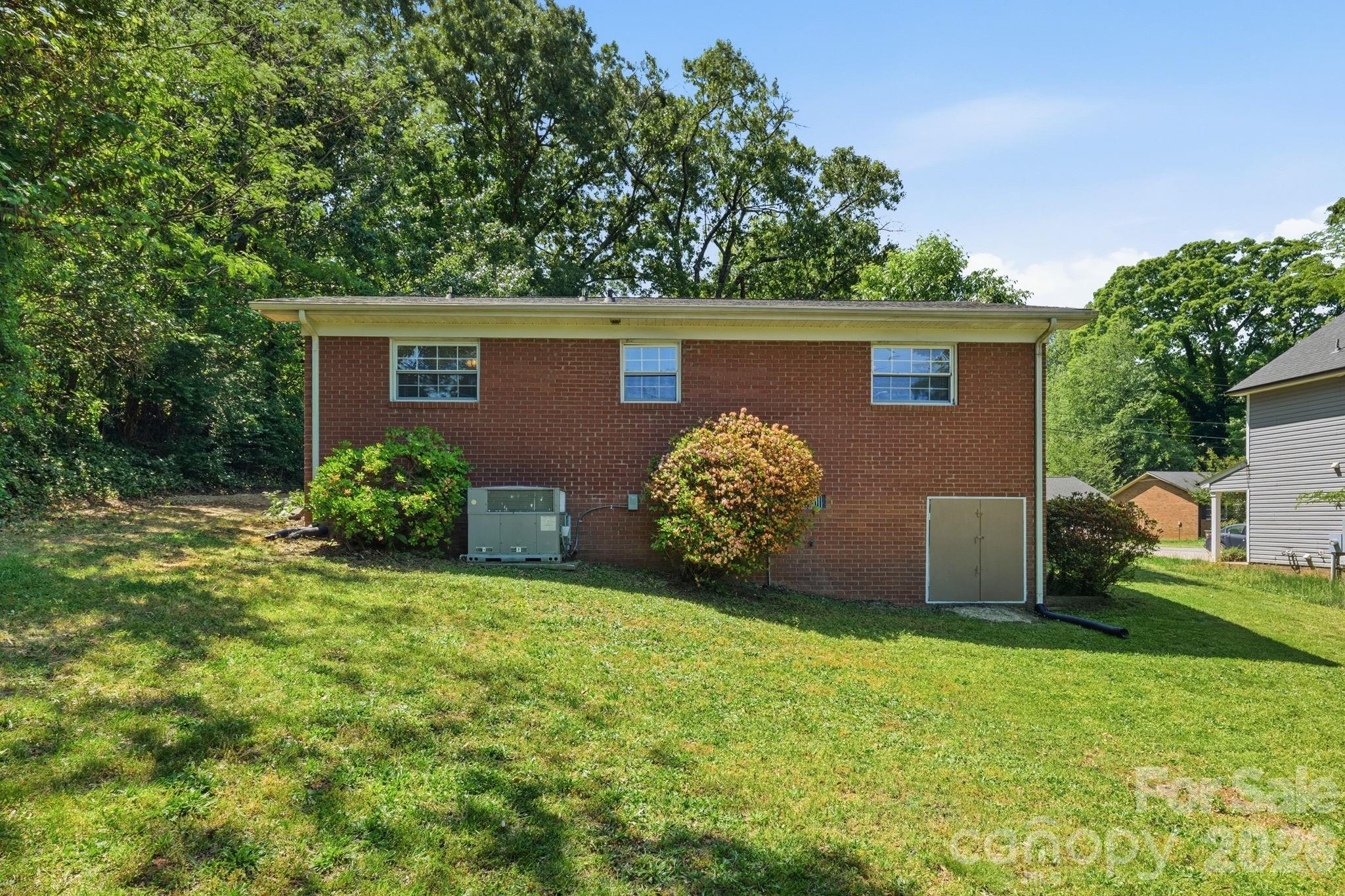 153 American Avenue NE — Concord