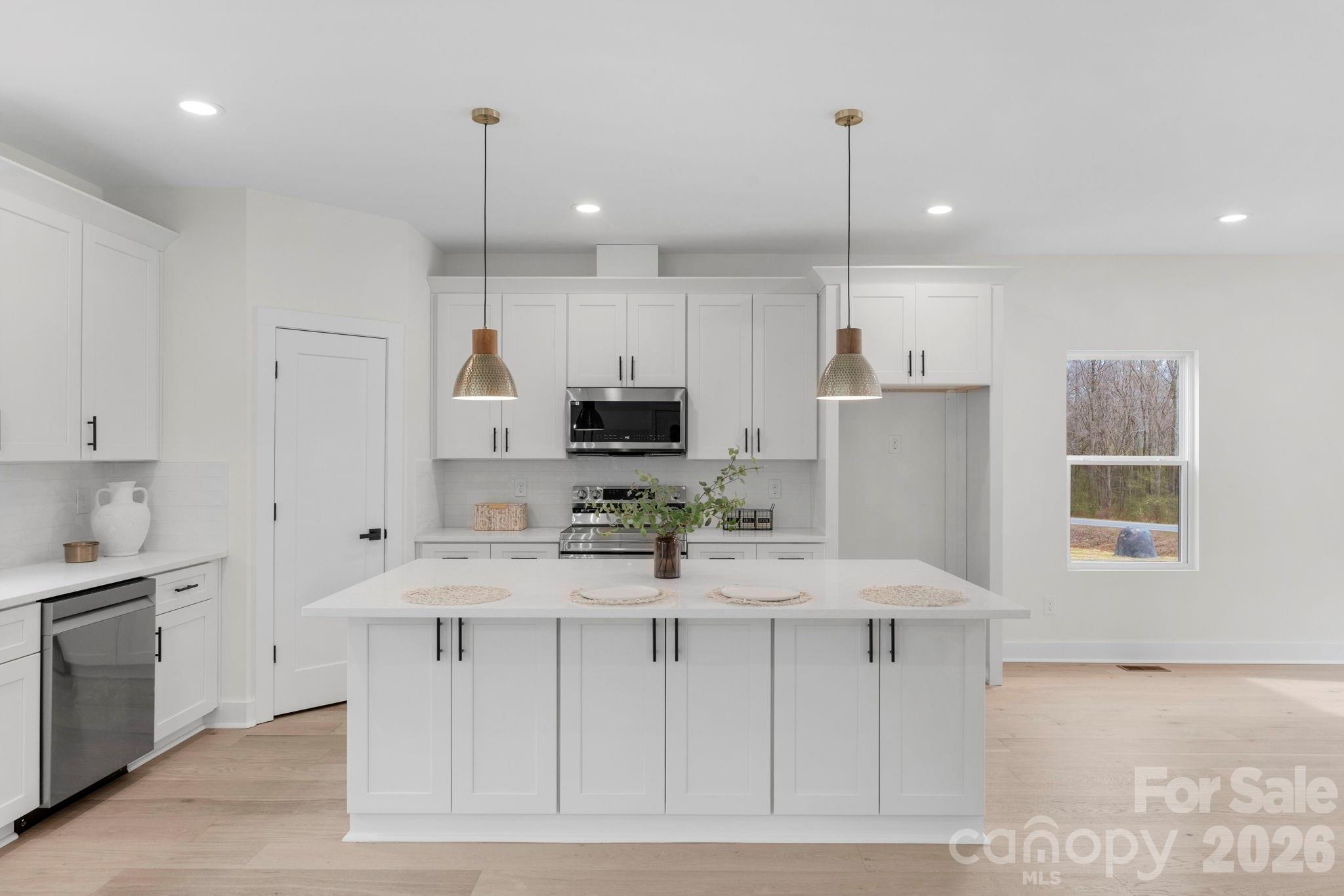 5002 Parkwood School Road — Waxhaw