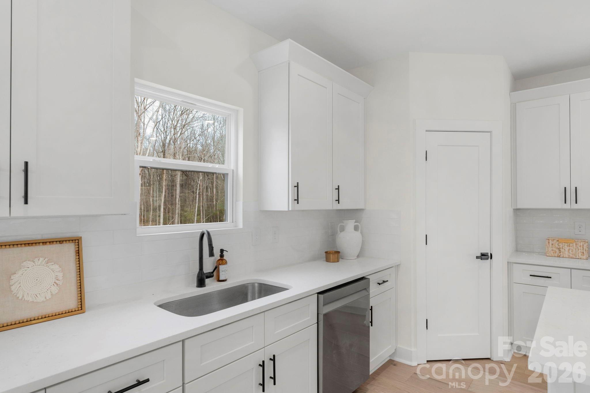 5002 Parkwood School Road — Waxhaw