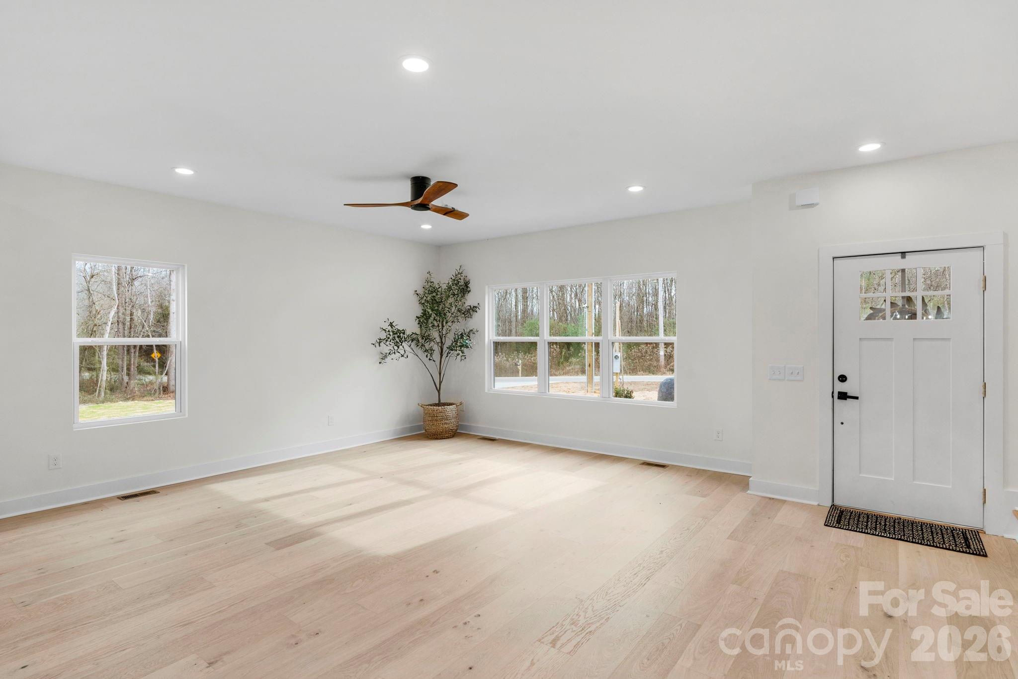 5002 Parkwood School Road — Waxhaw