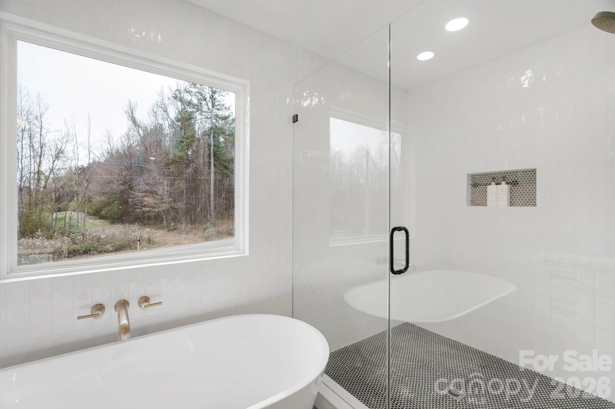 5002 Parkwood School Road — Waxhaw