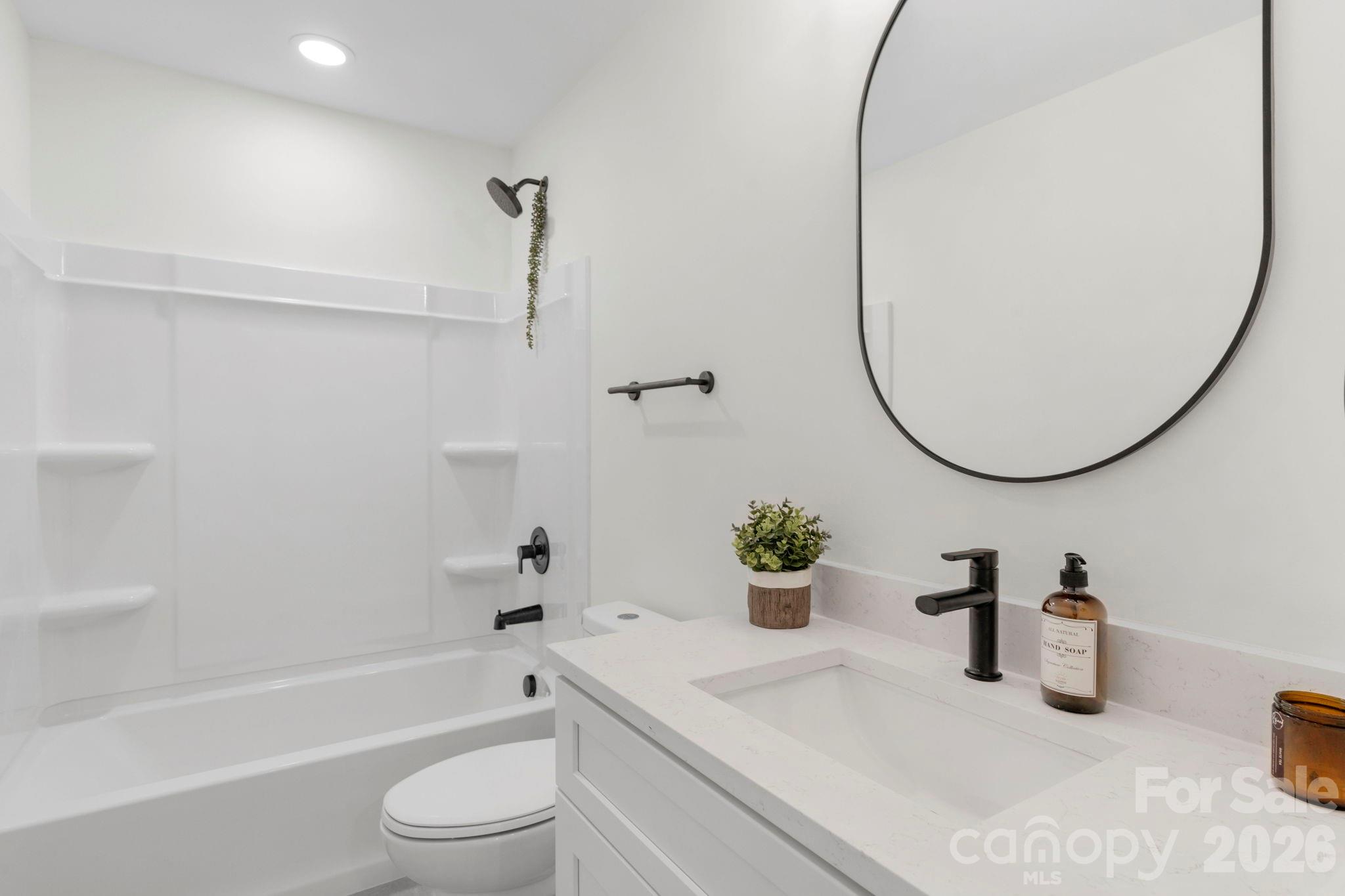 5002 Parkwood School Road — Waxhaw