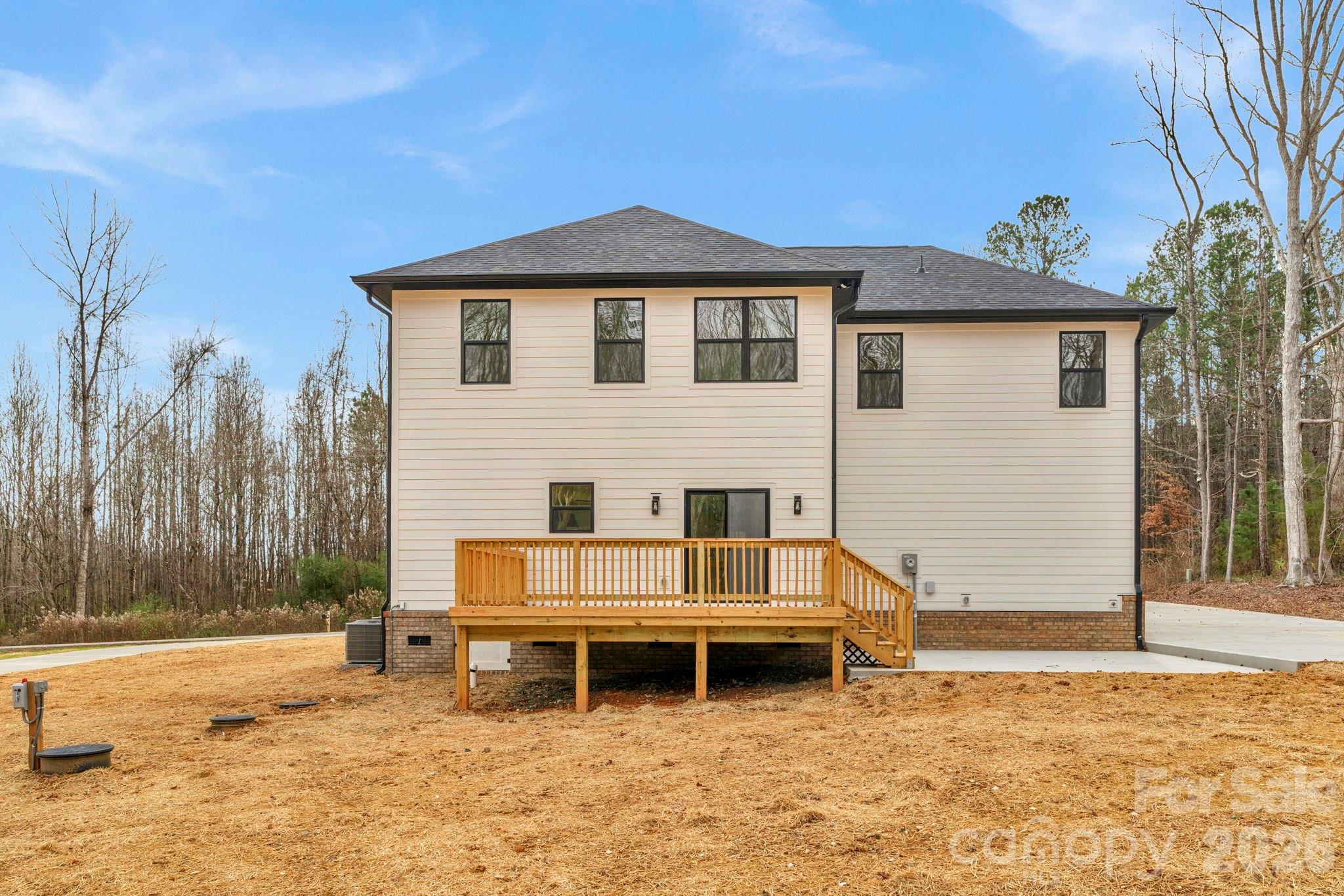 5002 Parkwood School Road — Waxhaw