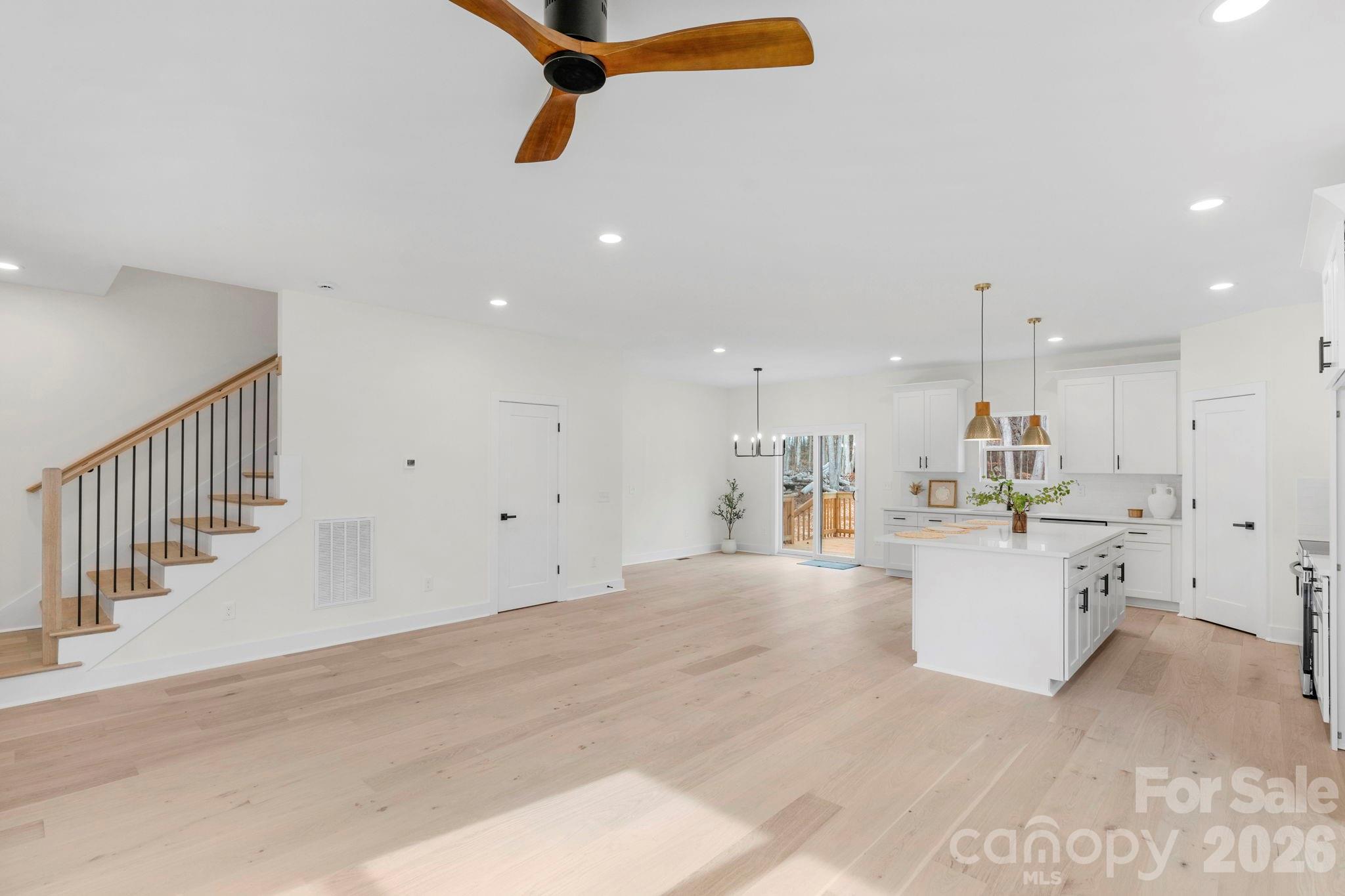 5002 Parkwood School Road — Waxhaw