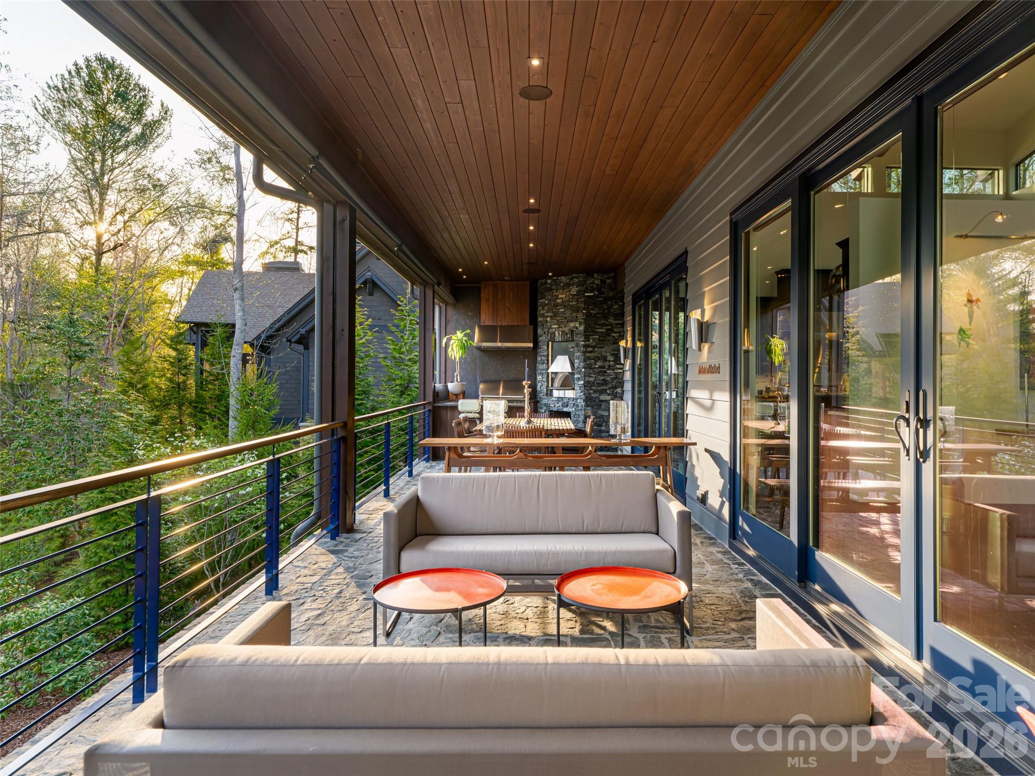 32 Brookline Drive — Asheville