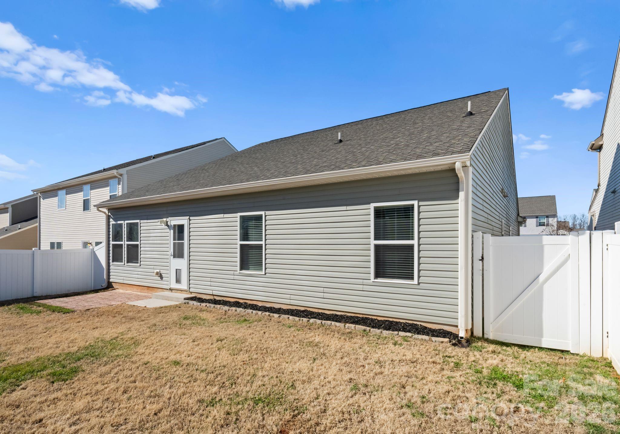 224 Fesperman Circle — Troutman