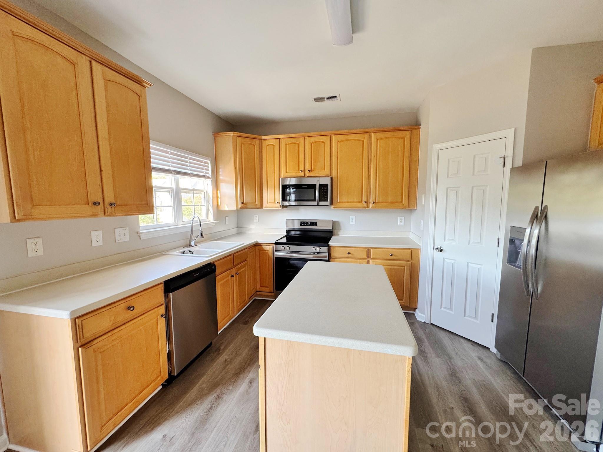 6748 Mountain Majesty Way — Huntersville