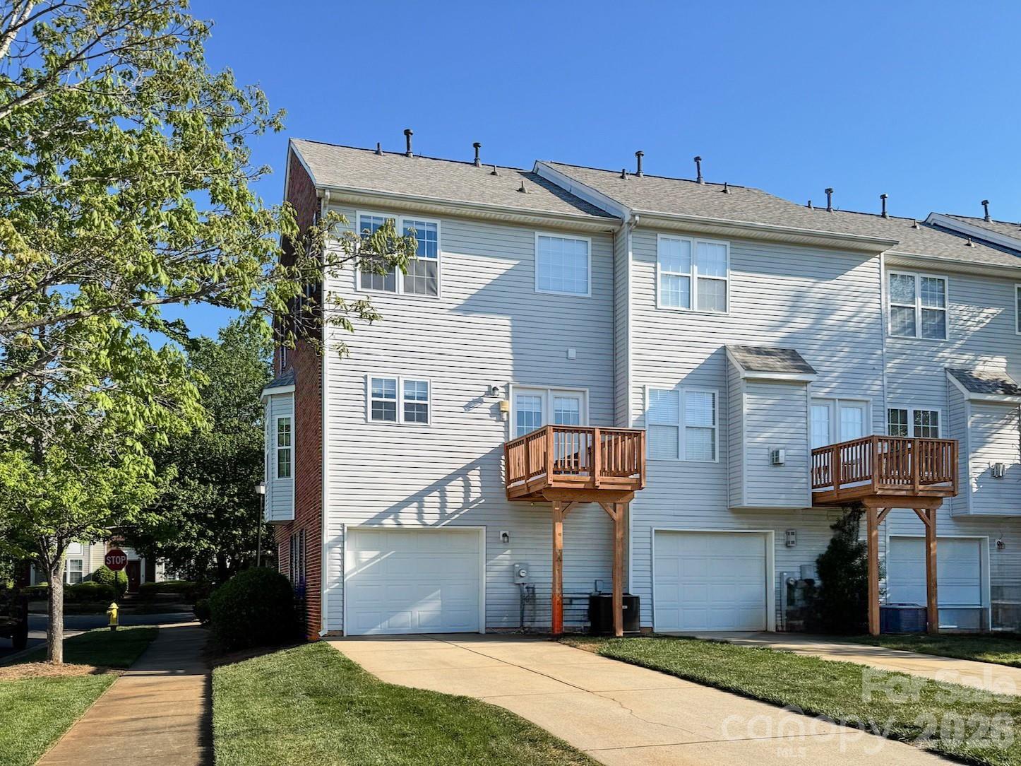 6748 Mountain Majesty Way — Huntersville