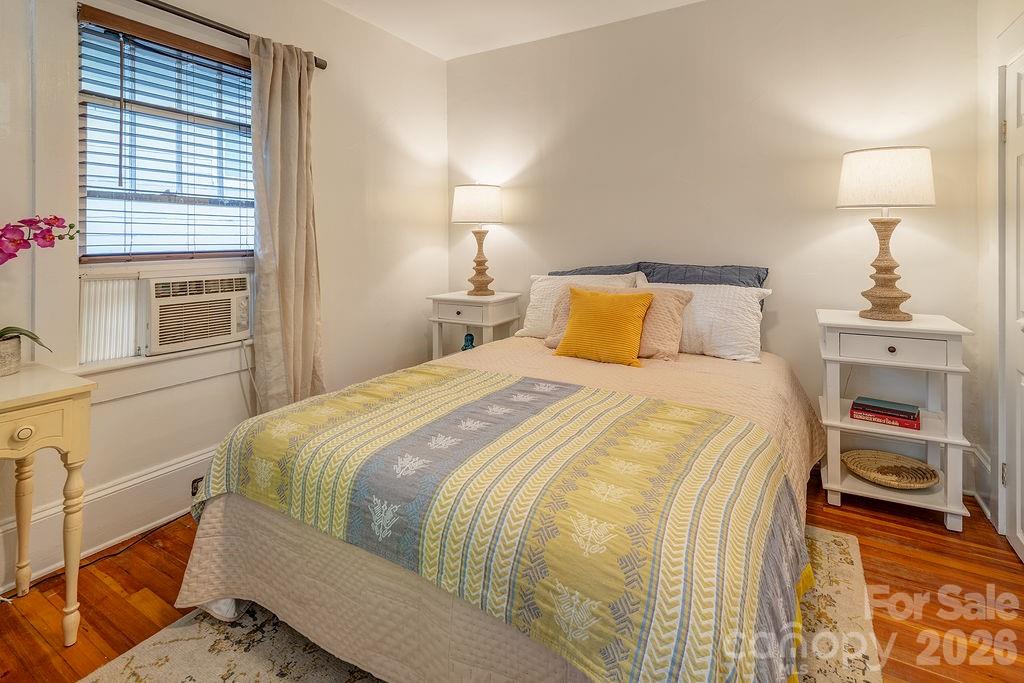 3 Irving Street — Asheville