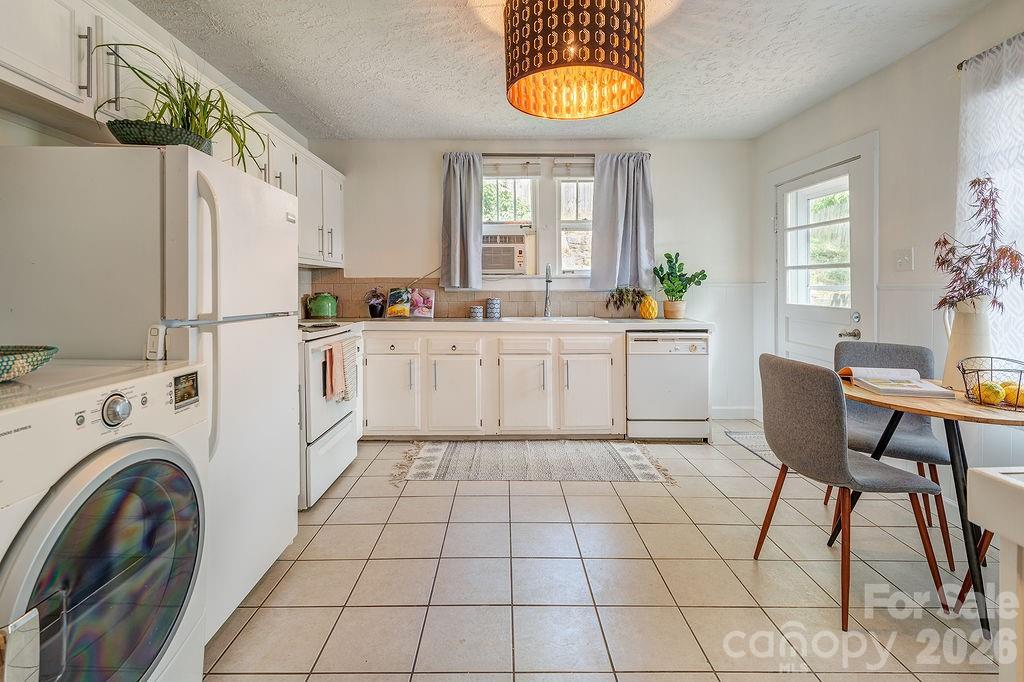 3 Irving Street — Asheville