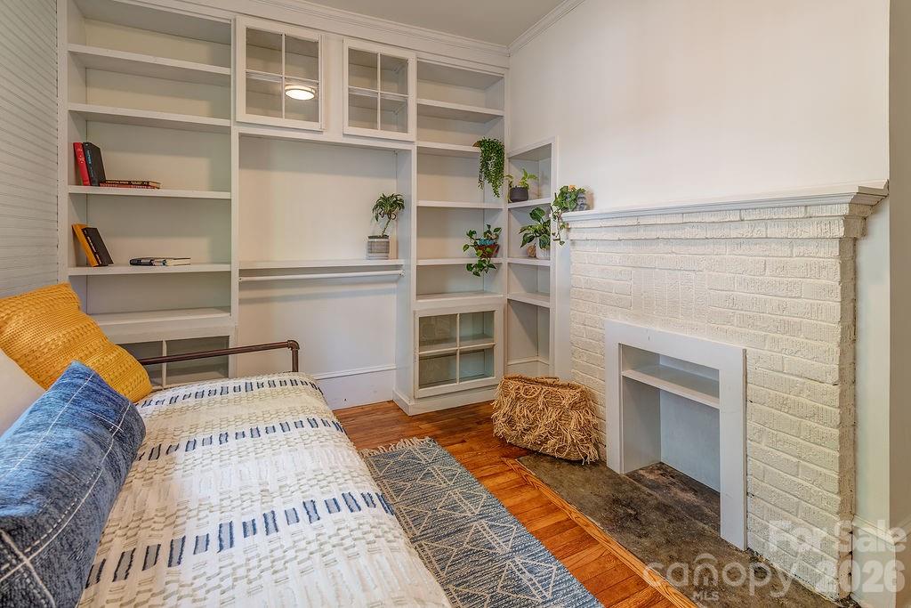 33 Green Oak Road — Asheville