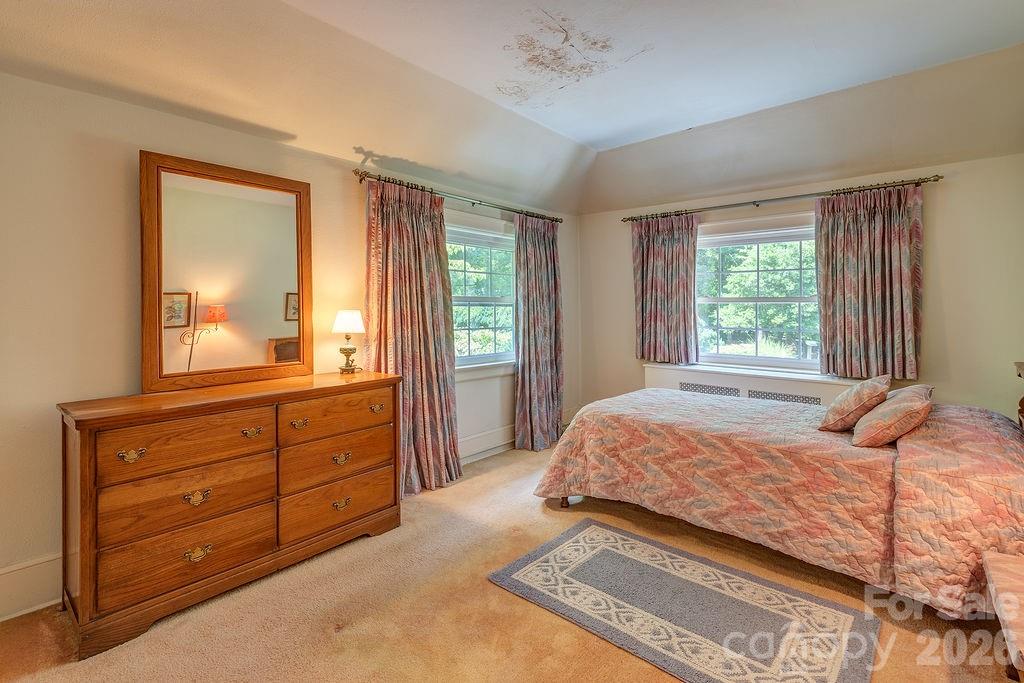 88 Bear Creek Road — Asheville