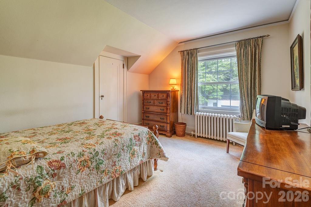 88 Bear Creek Road — Asheville