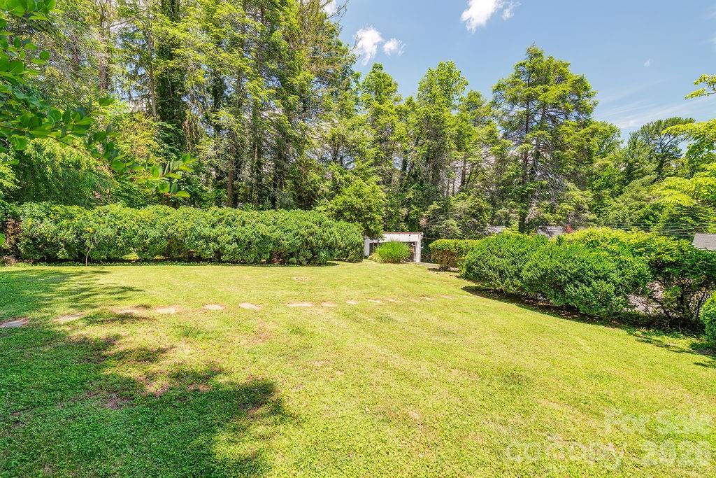 88 Bear Creek Road — Asheville
