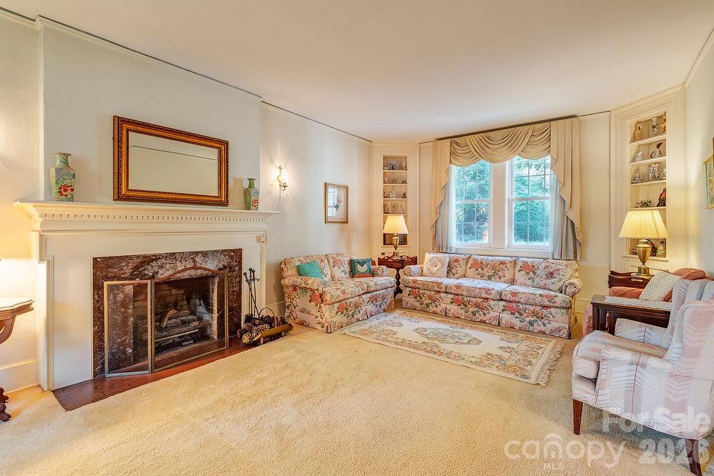 88 Bear Creek Road — Asheville