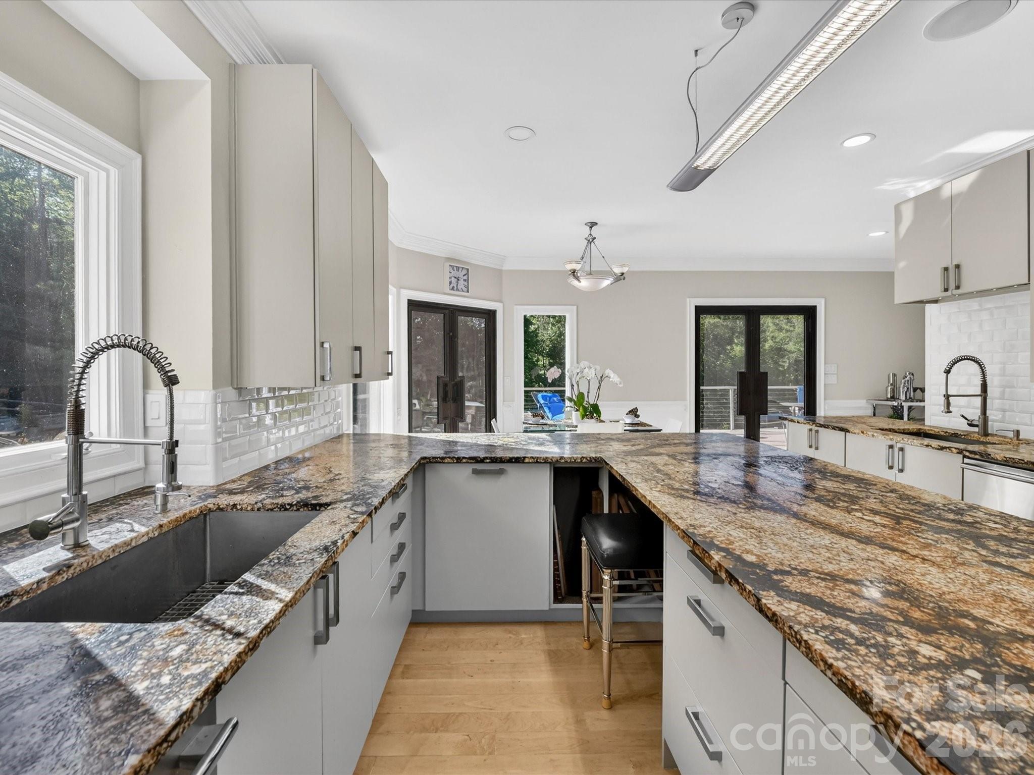 2723 Providence Pine Lane — Charlotte