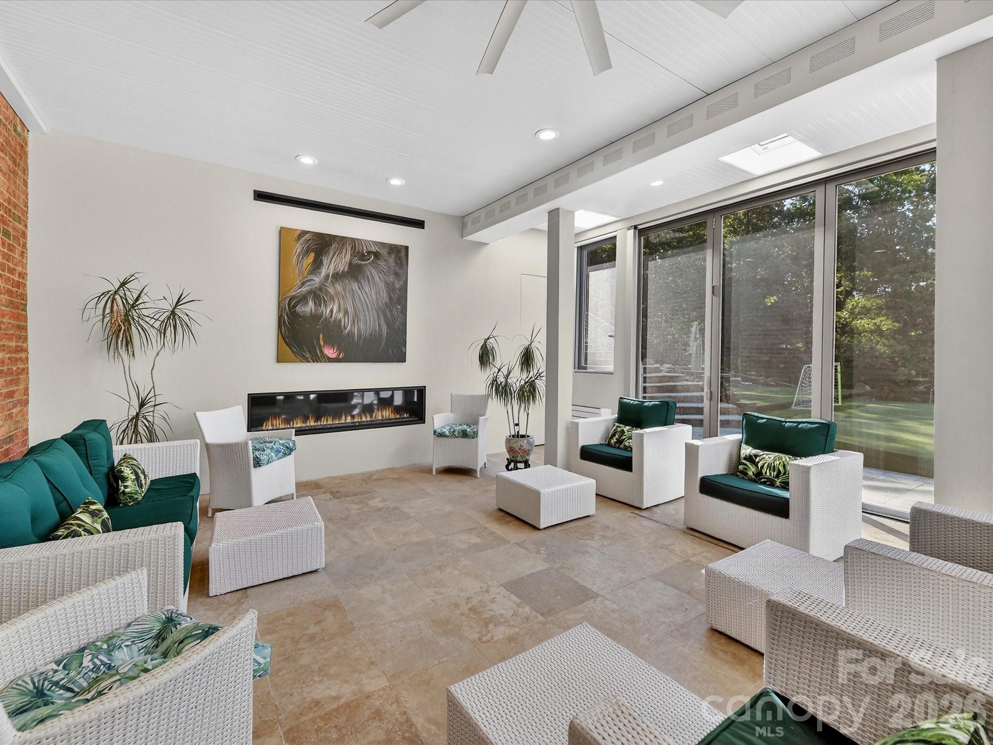2723 Providence Pine Lane — Charlotte