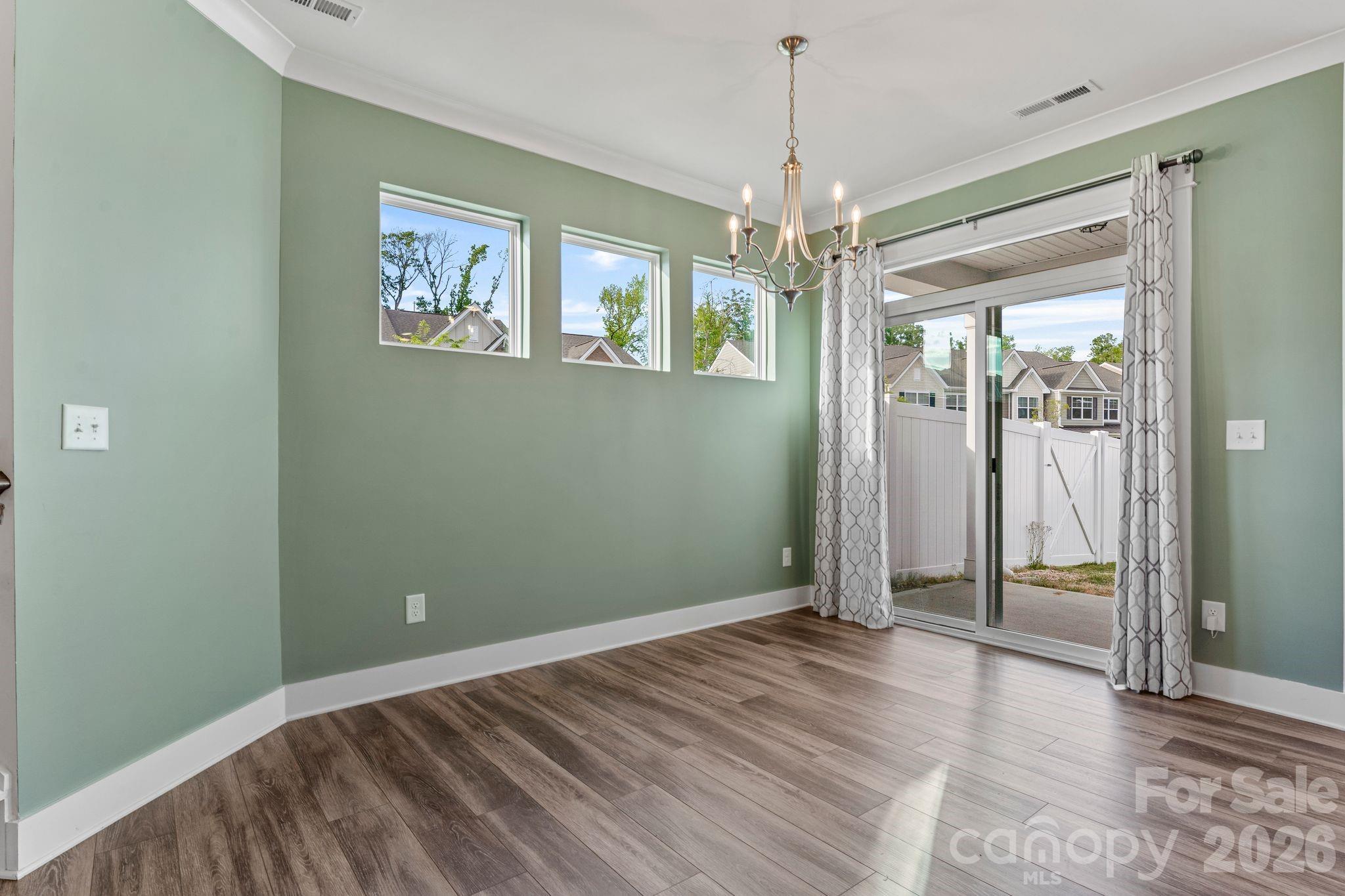 6211 Nandina Drive — Harrisburg