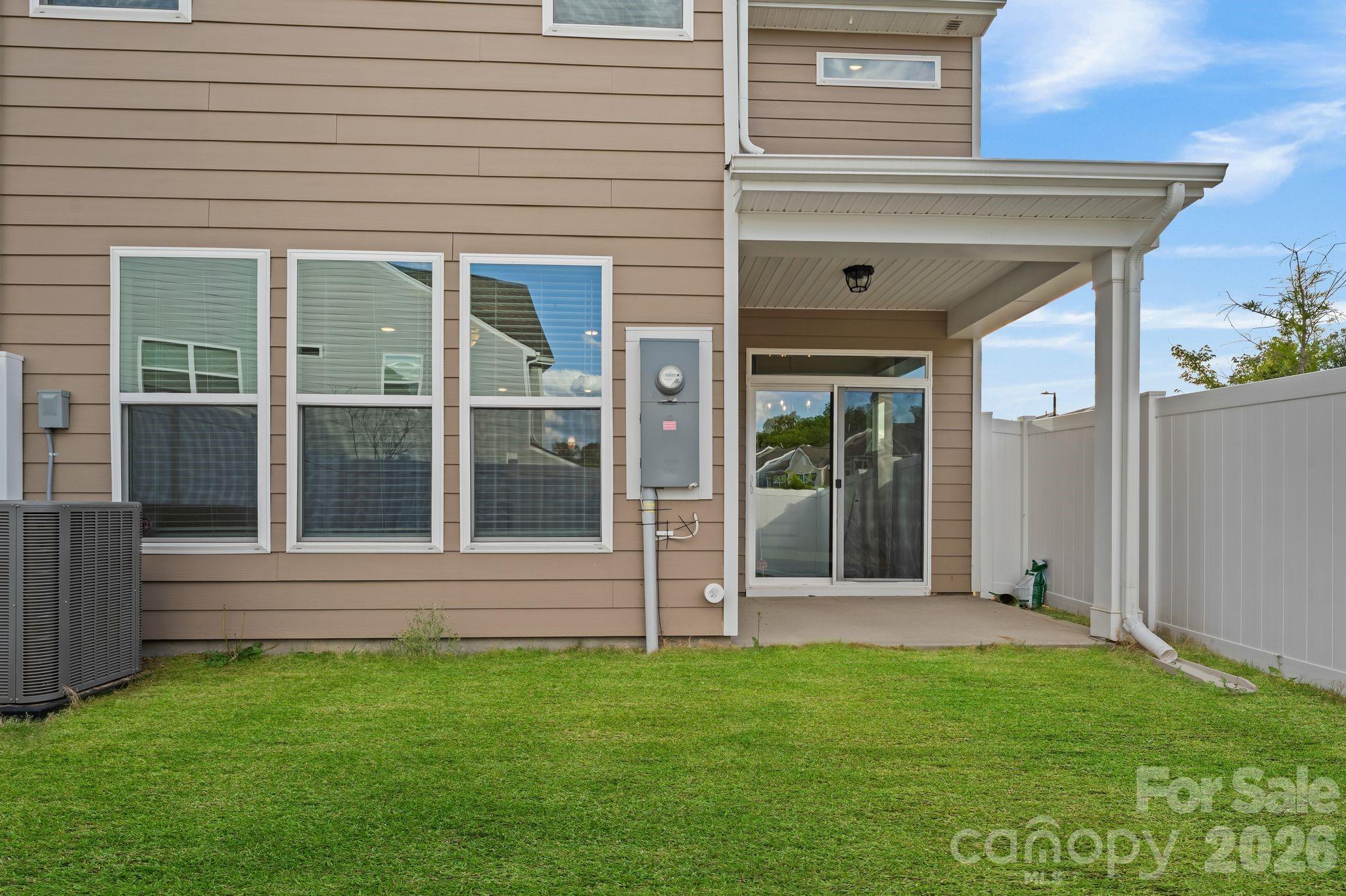 6211 Nandina Drive — Harrisburg