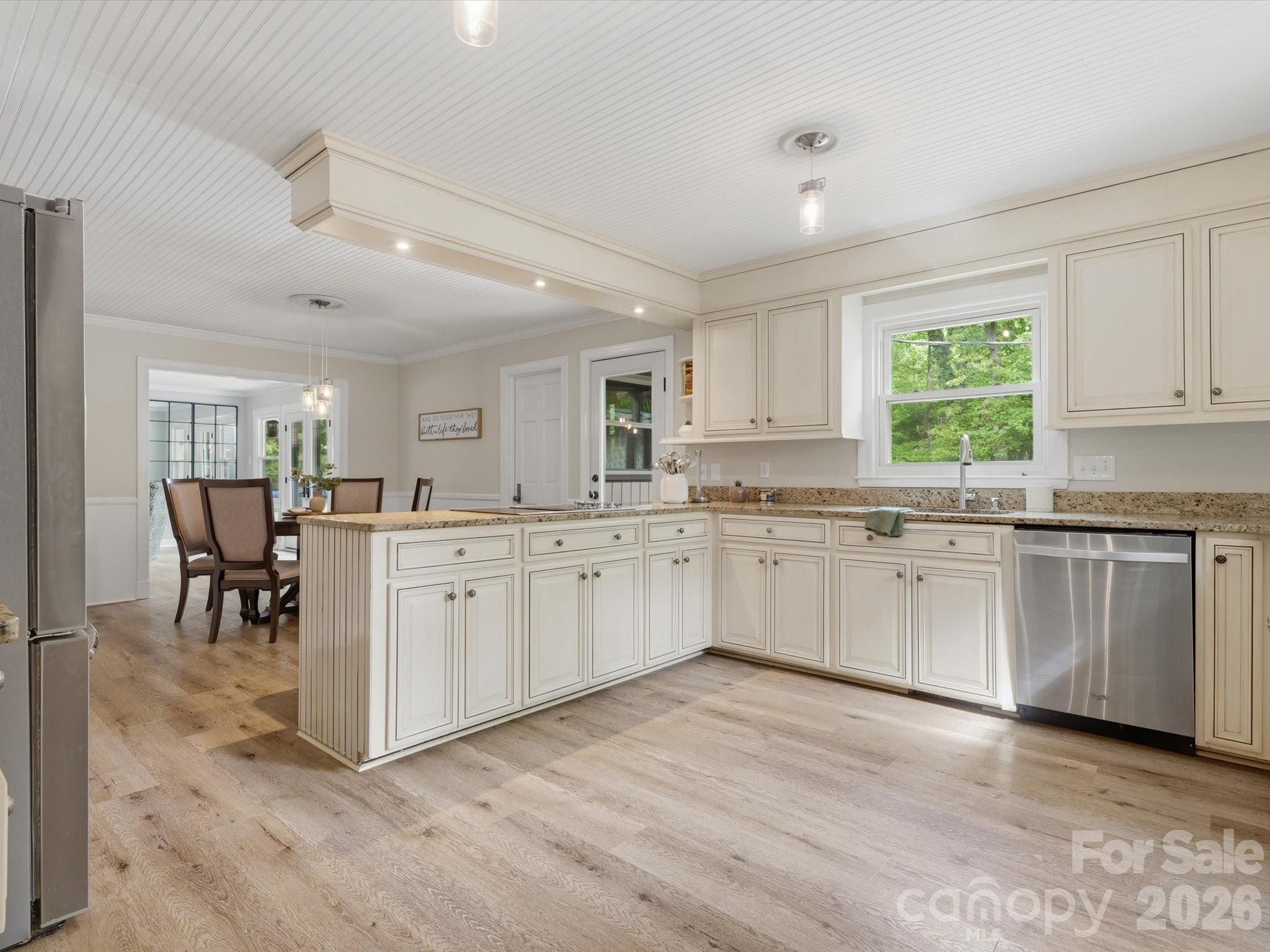 2637 Rolling Hills Drive — Monroe