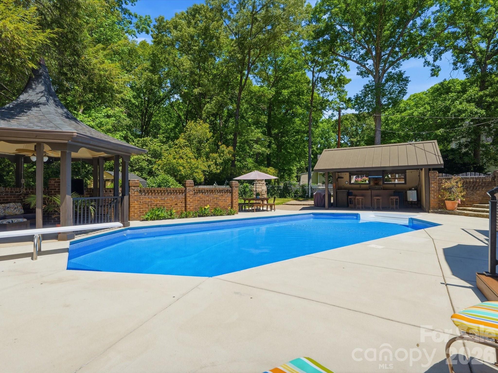 2637 Rolling Hills Drive — Monroe