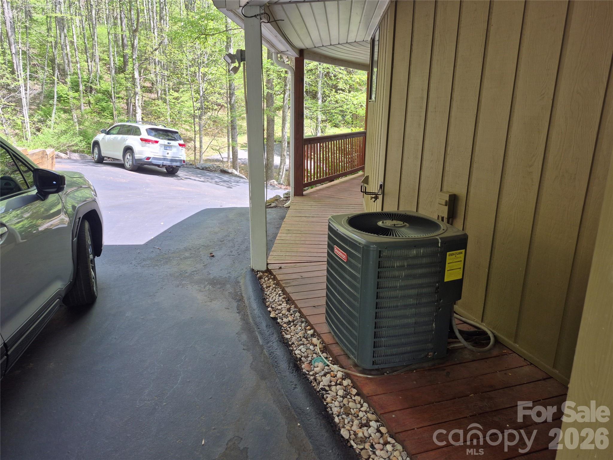 623 Country Club Drive — Canton
