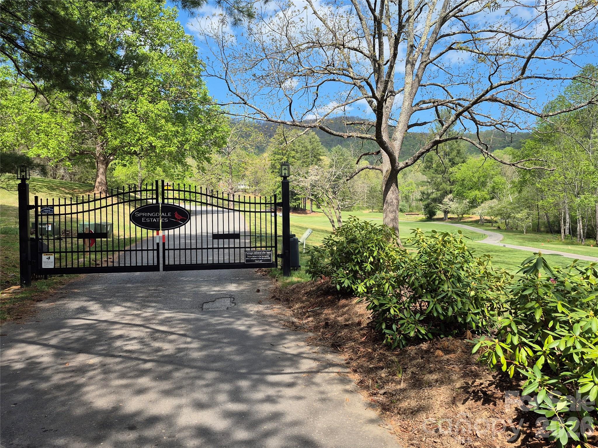 623 Country Club Drive — Canton