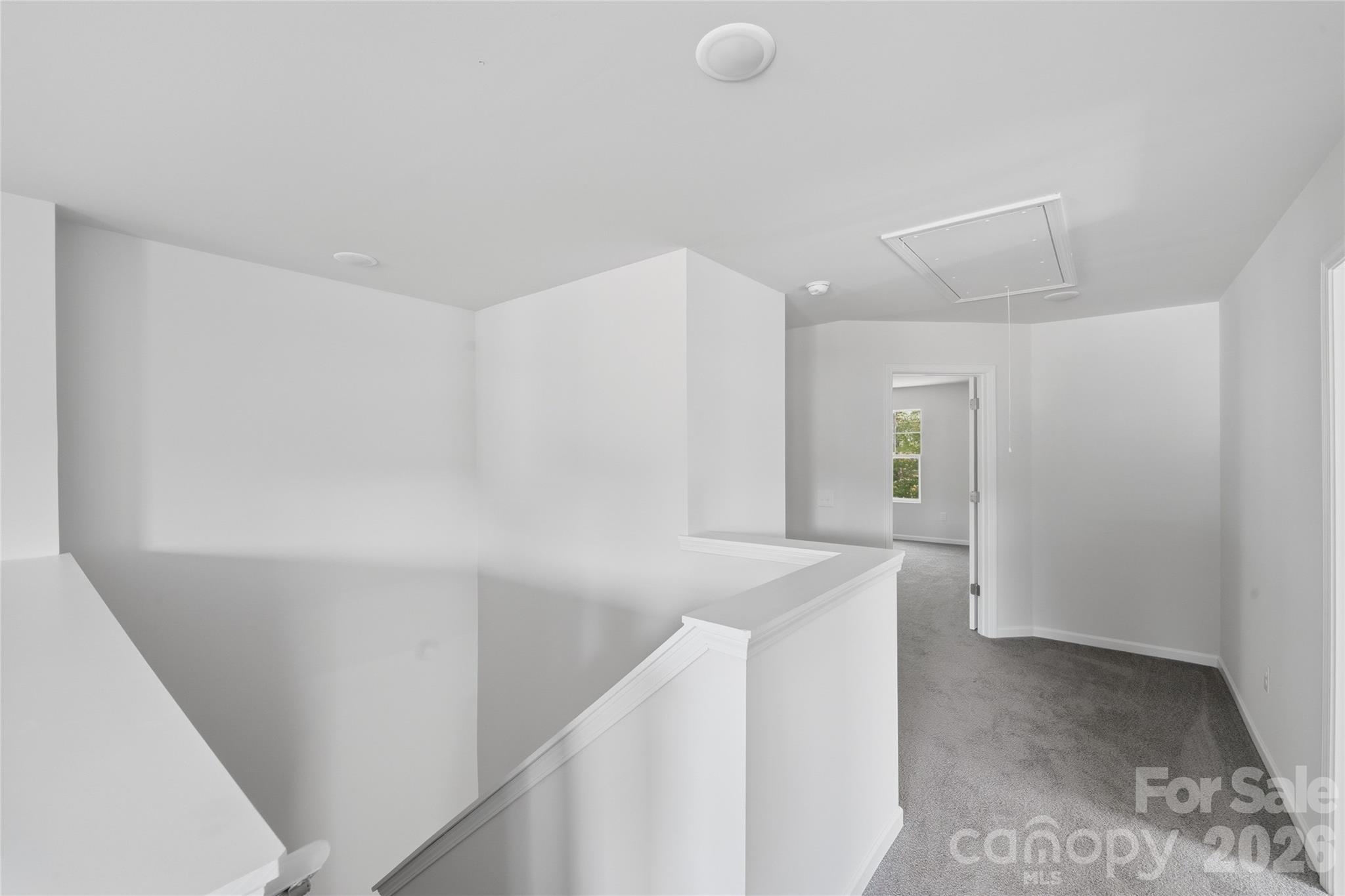5156 Mark Drive NE — Hickory