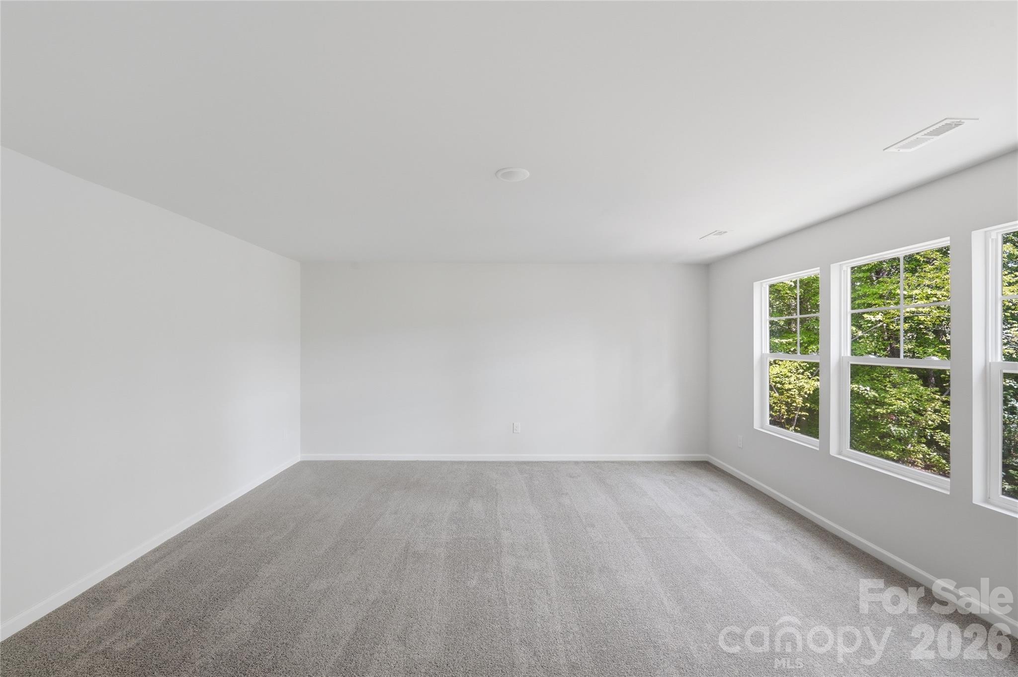 5156 Mark Drive NE — Hickory