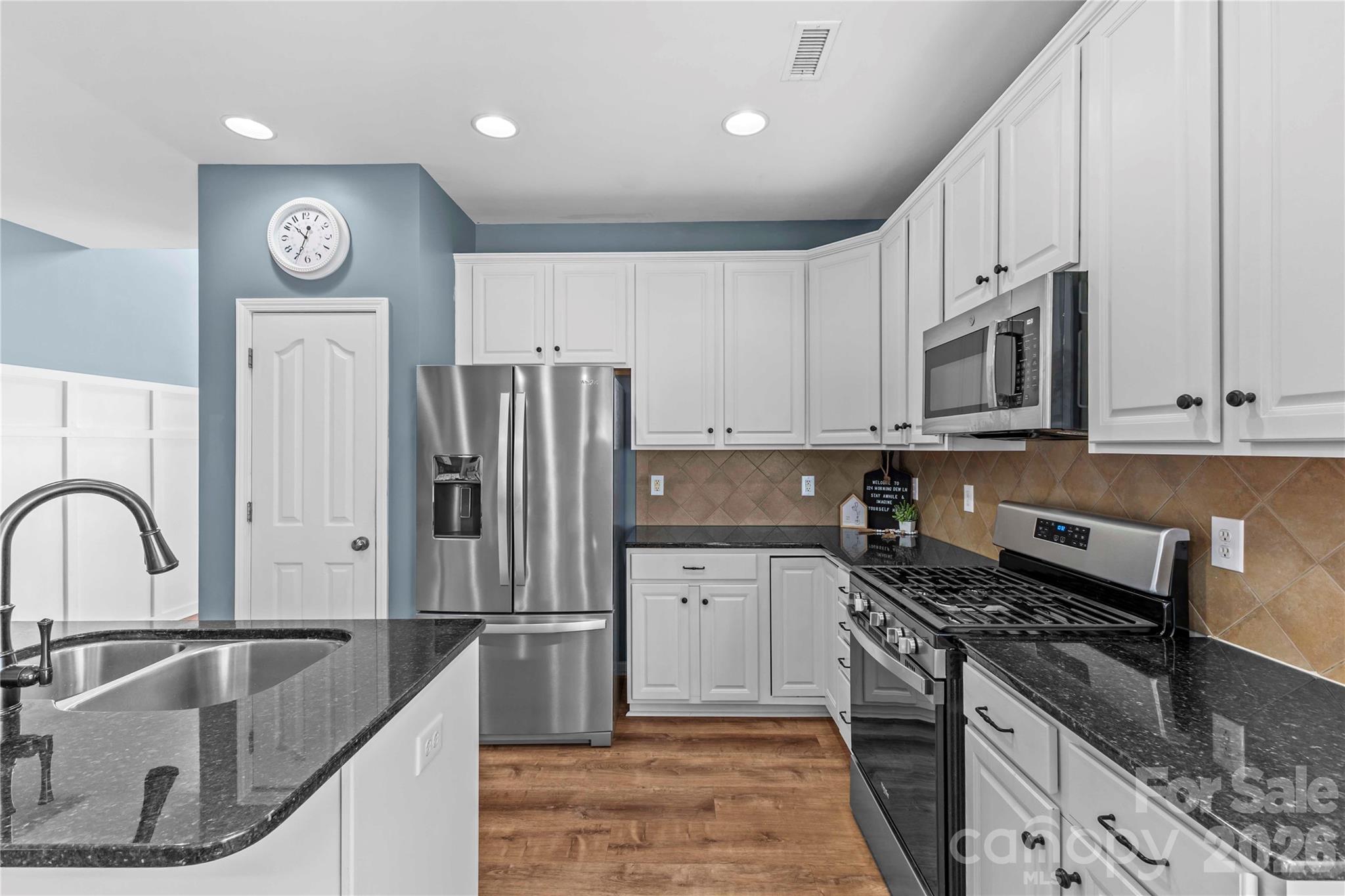 224 Morning Dew Lane — Mount Holly