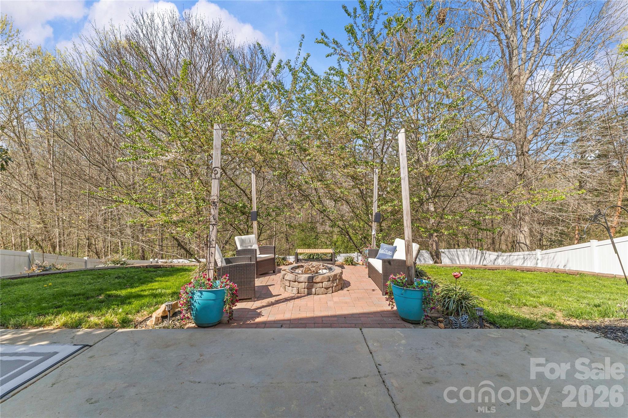 224 Morning Dew Lane — Mount Holly