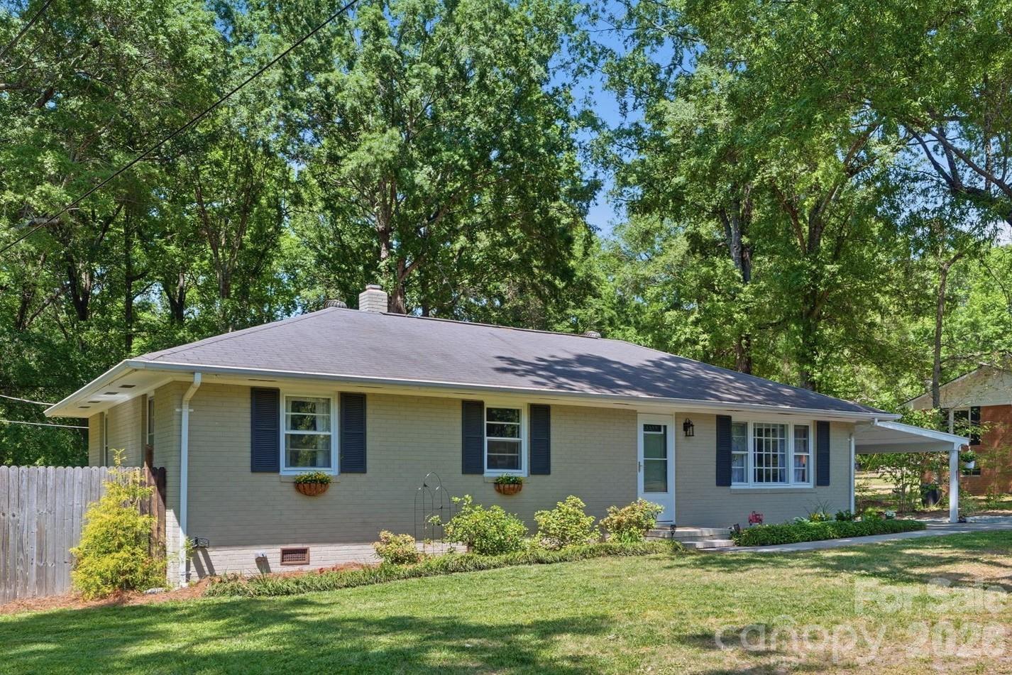 2522 Doster Road — Monroe