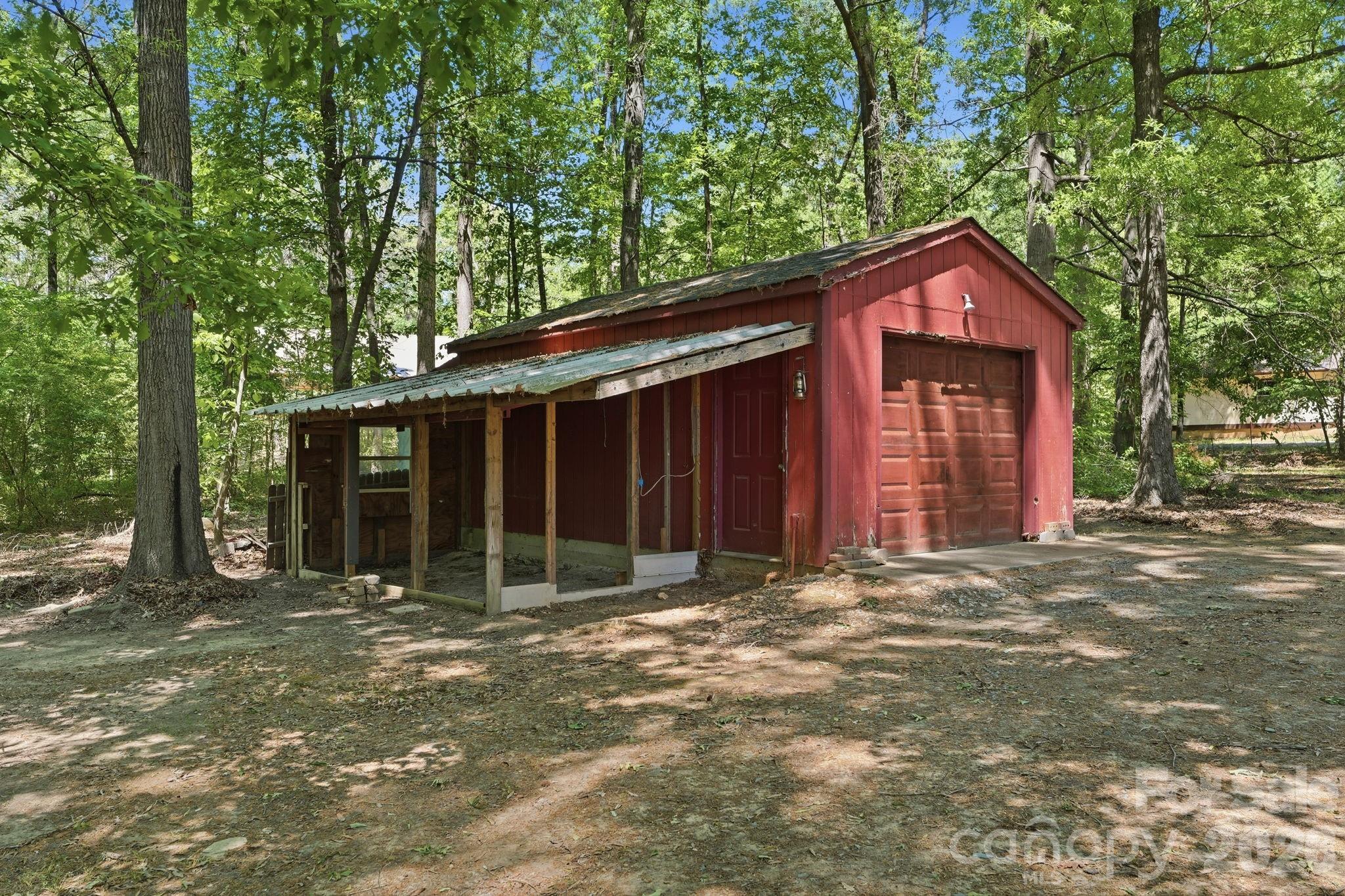 2522 Doster Road — Monroe