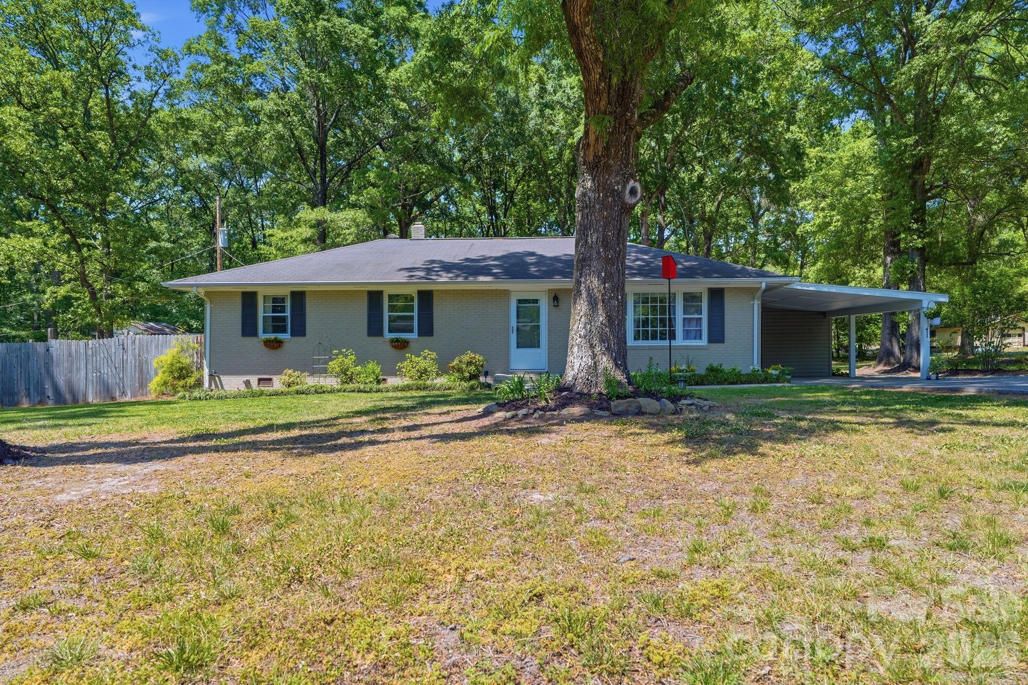2522 Doster Road — Monroe