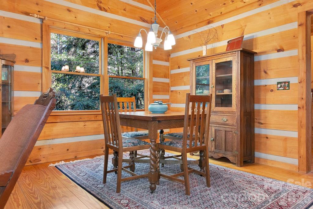 380 Cedar Lane — Brevard