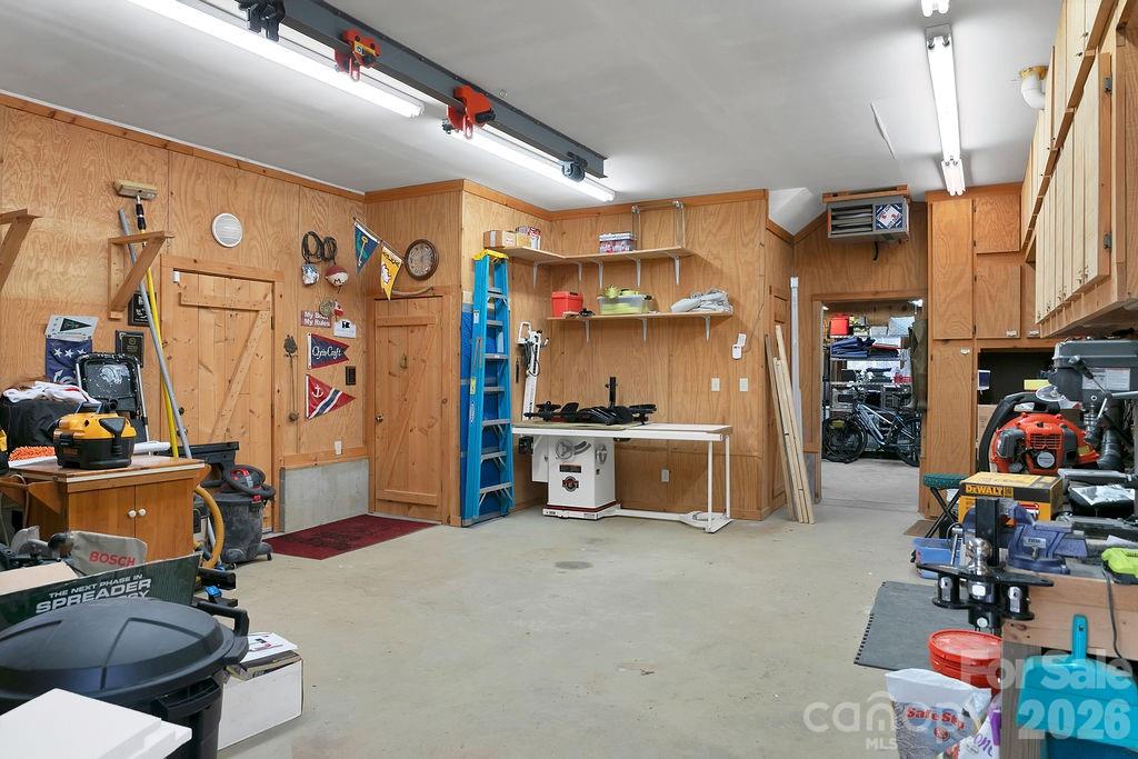 380 Cedar Lane — Brevard